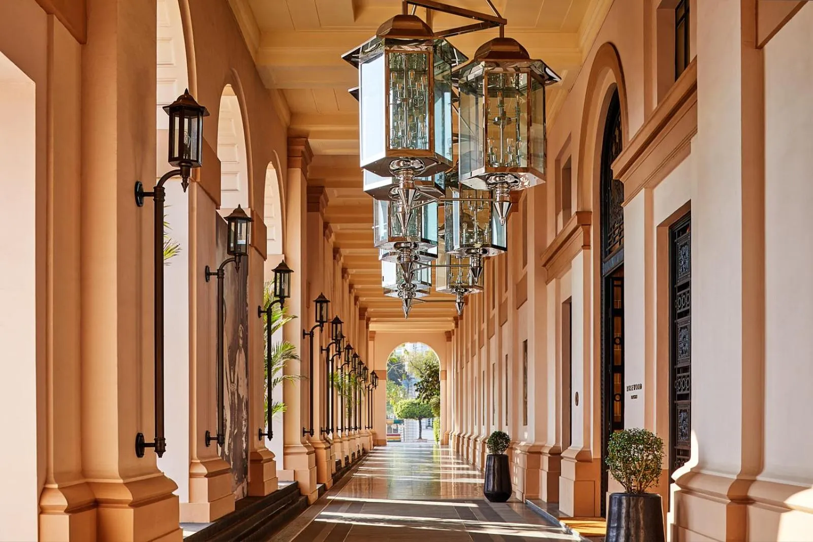 Area and facilities in The ERAVATI Sule Grand Yangon