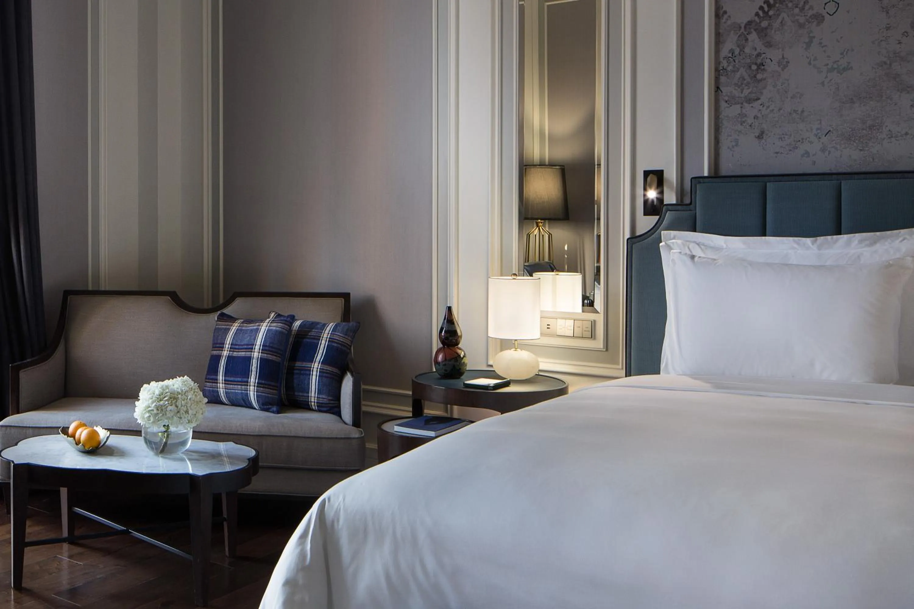 Bed in The ERAVATI Sule Grand Yangon