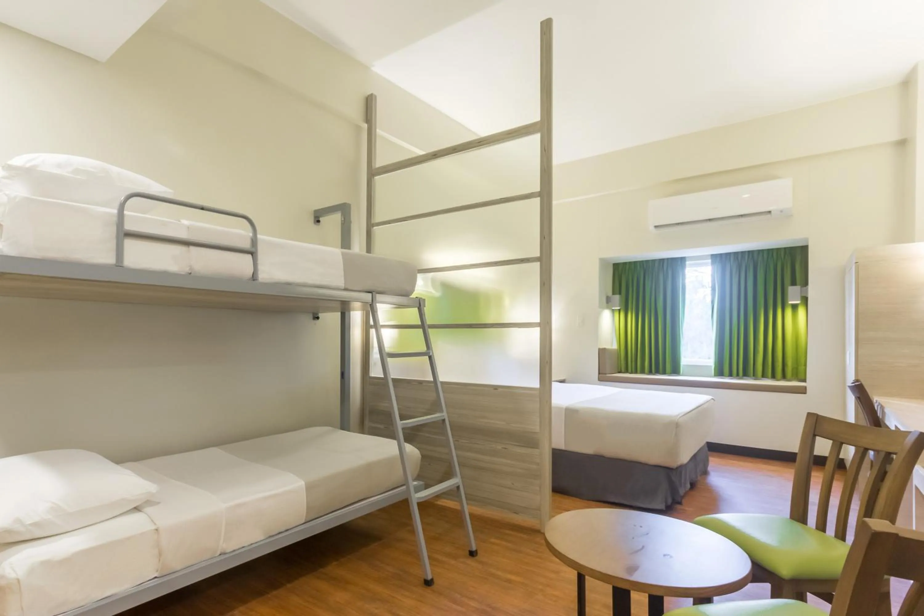 bunk bed, Bed in Microtel Inn & Suites by Wyndham San Fernando