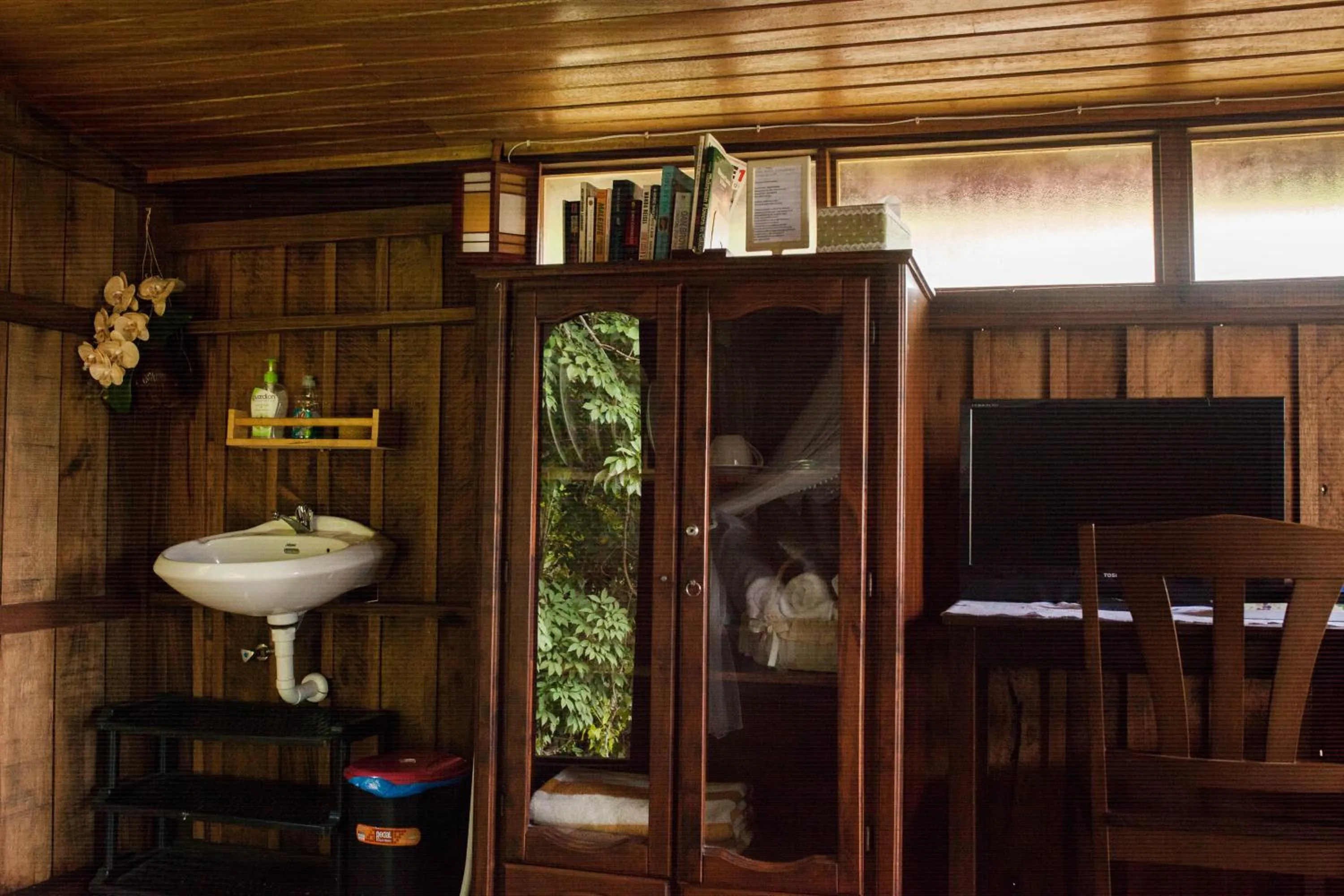 Dining area in Fox Hill