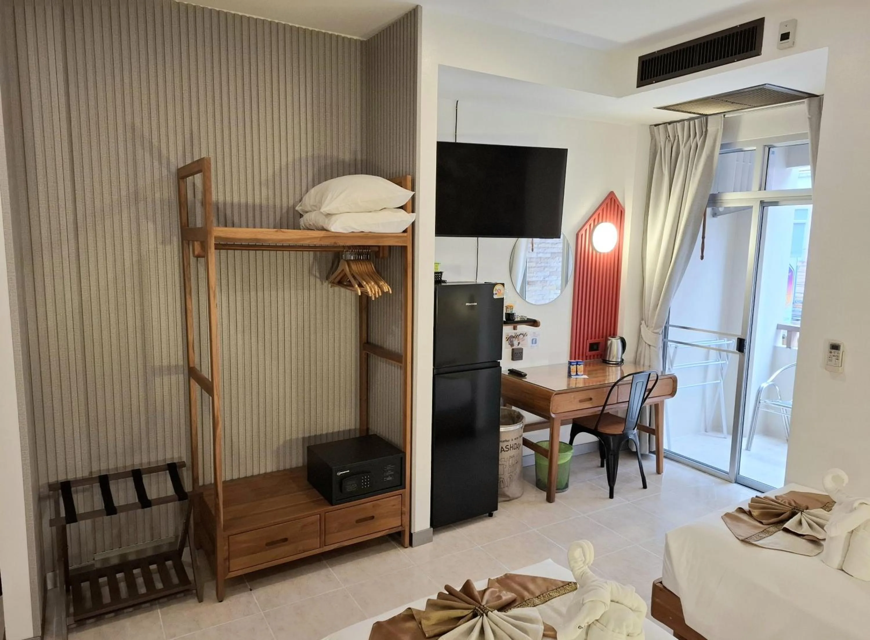 TV and multimedia, Bed in U Sabai Living Hotel