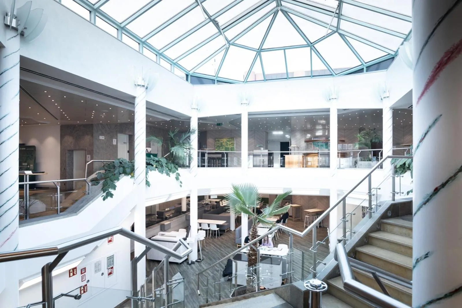 Property building in DEKRA Congresshotel Wart