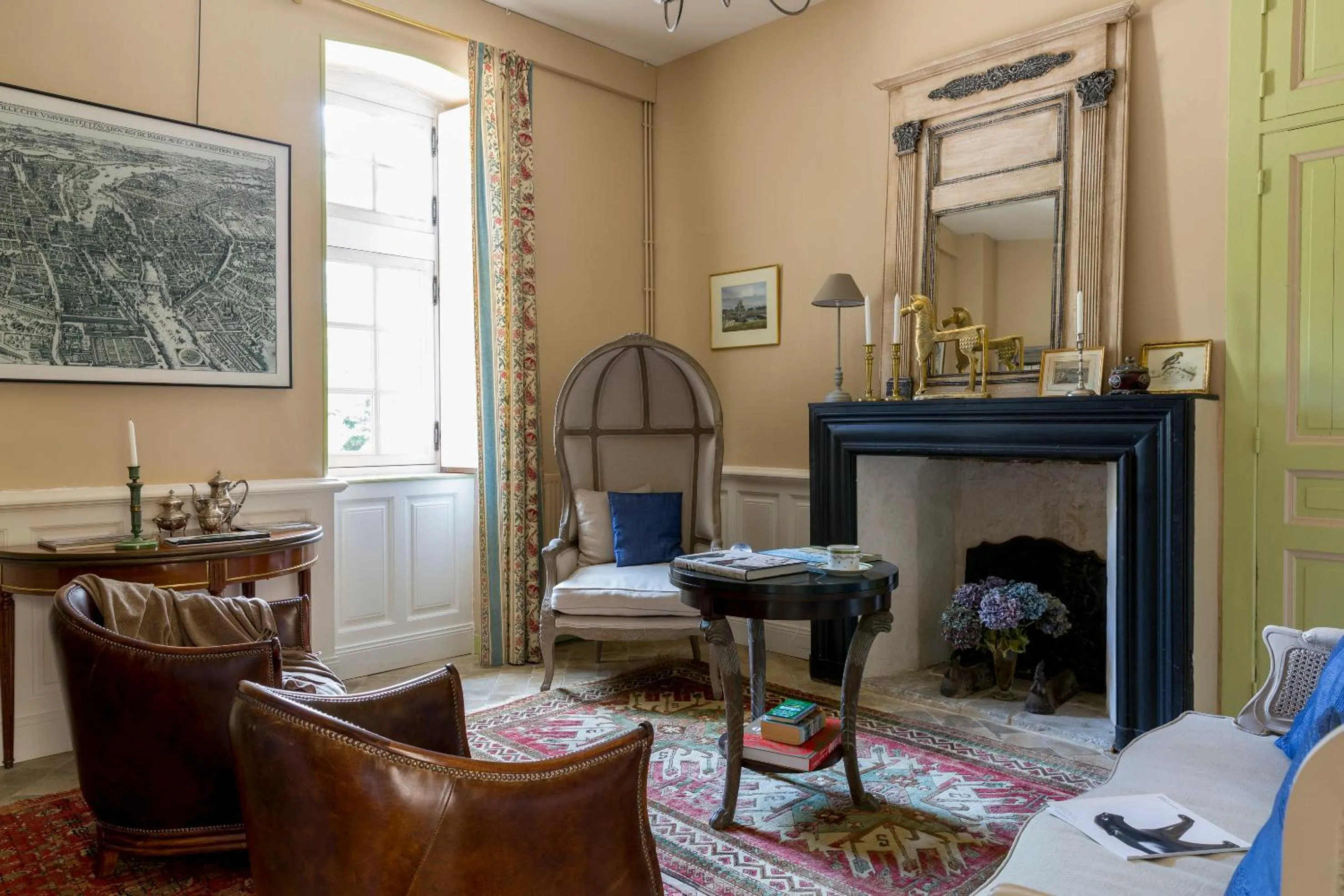 Library in Le Manoir de La Fieffe