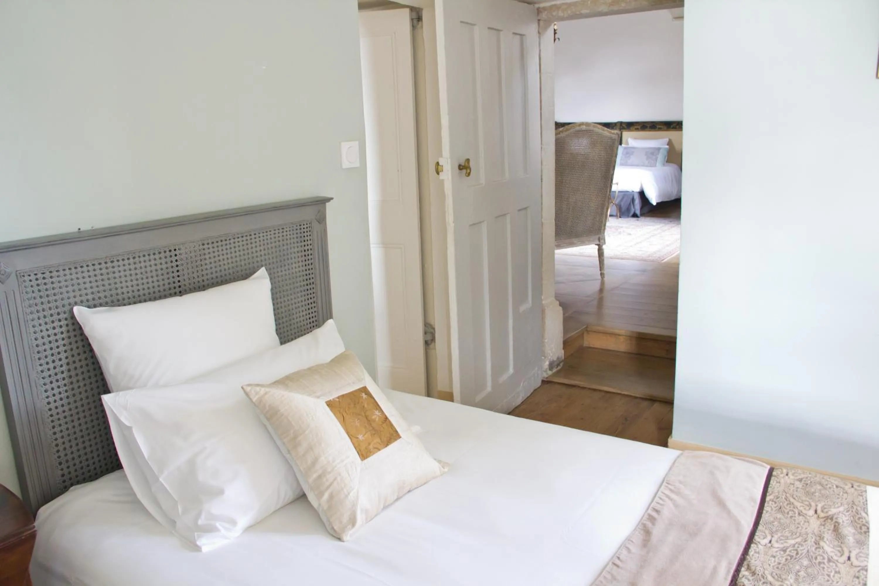 Bedroom, Bed in Le Manoir de La Fieffe