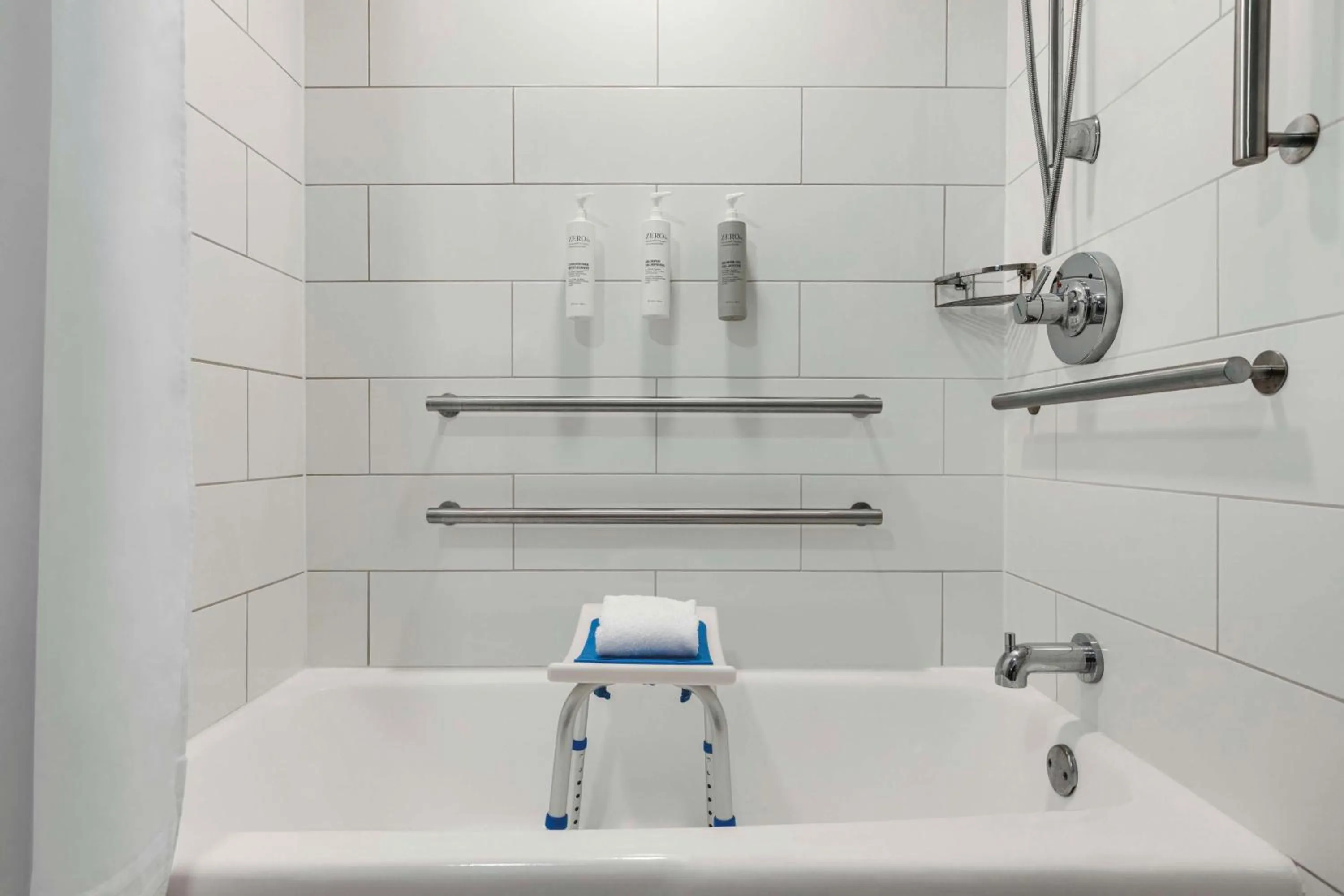 Bathroom in Embassy Suites by Hilton Fort Lauderdale 17th Street