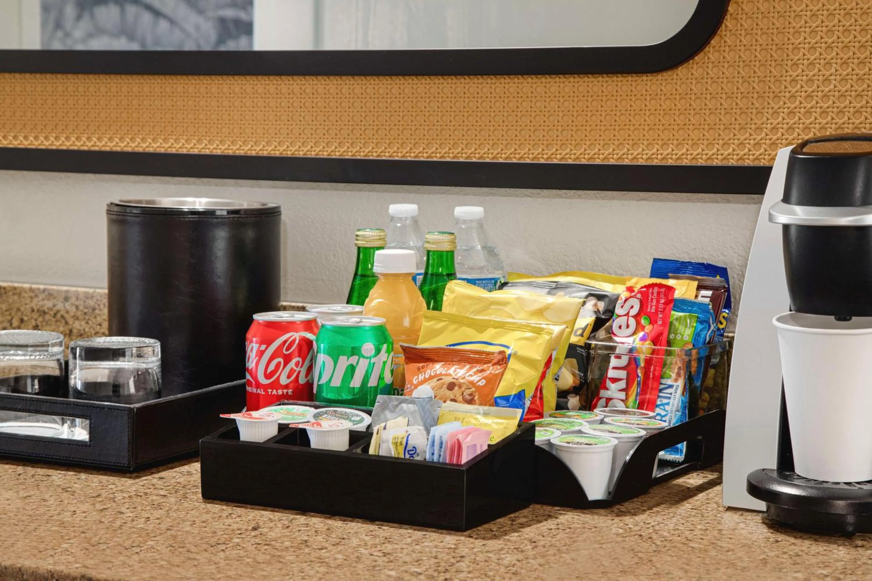 Photo of the whole room in Embassy Suites by Hilton Fort Lauderdale 17th Street