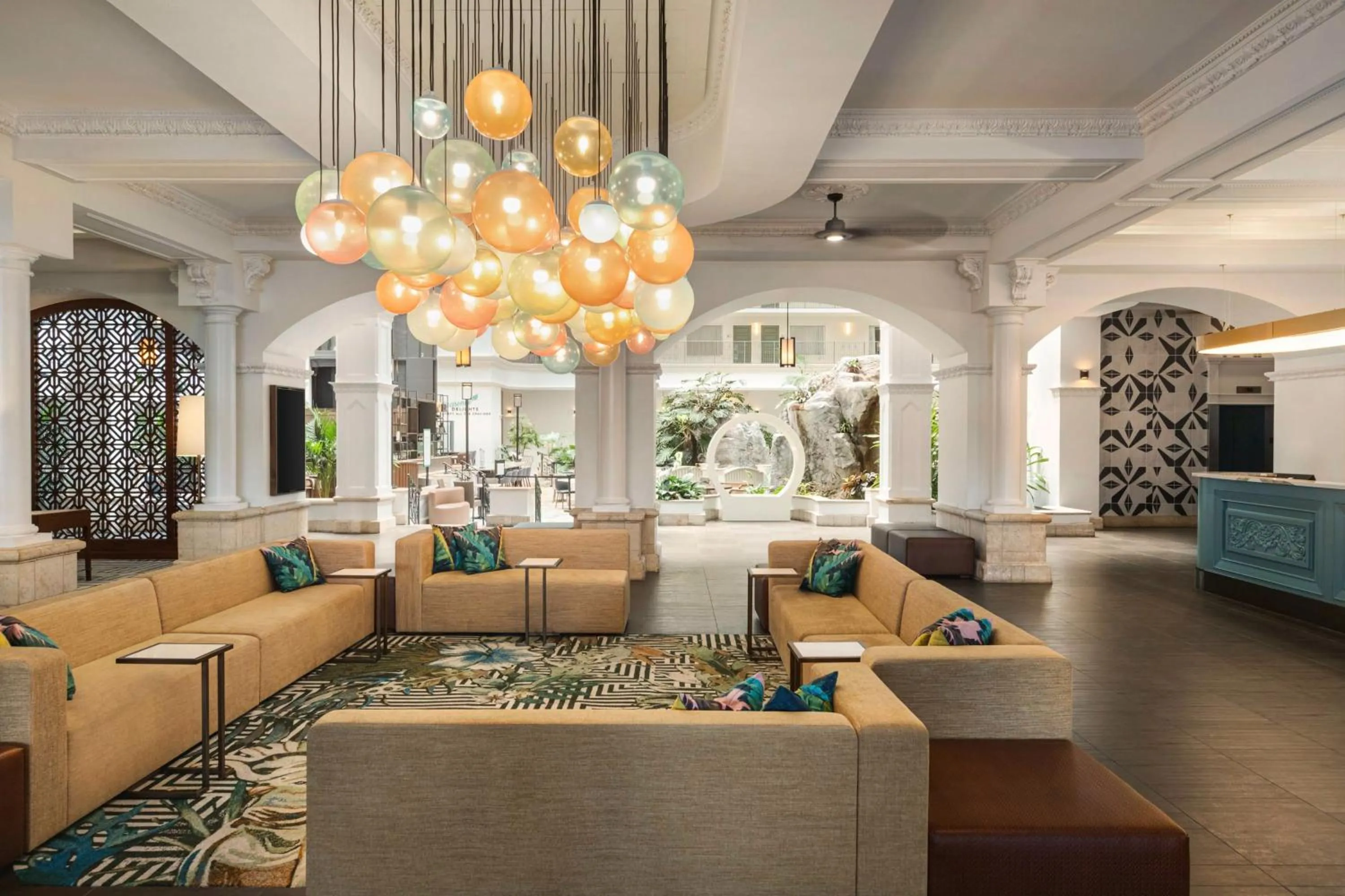 Lobby or reception in Embassy Suites by Hilton Fort Lauderdale 17th Street