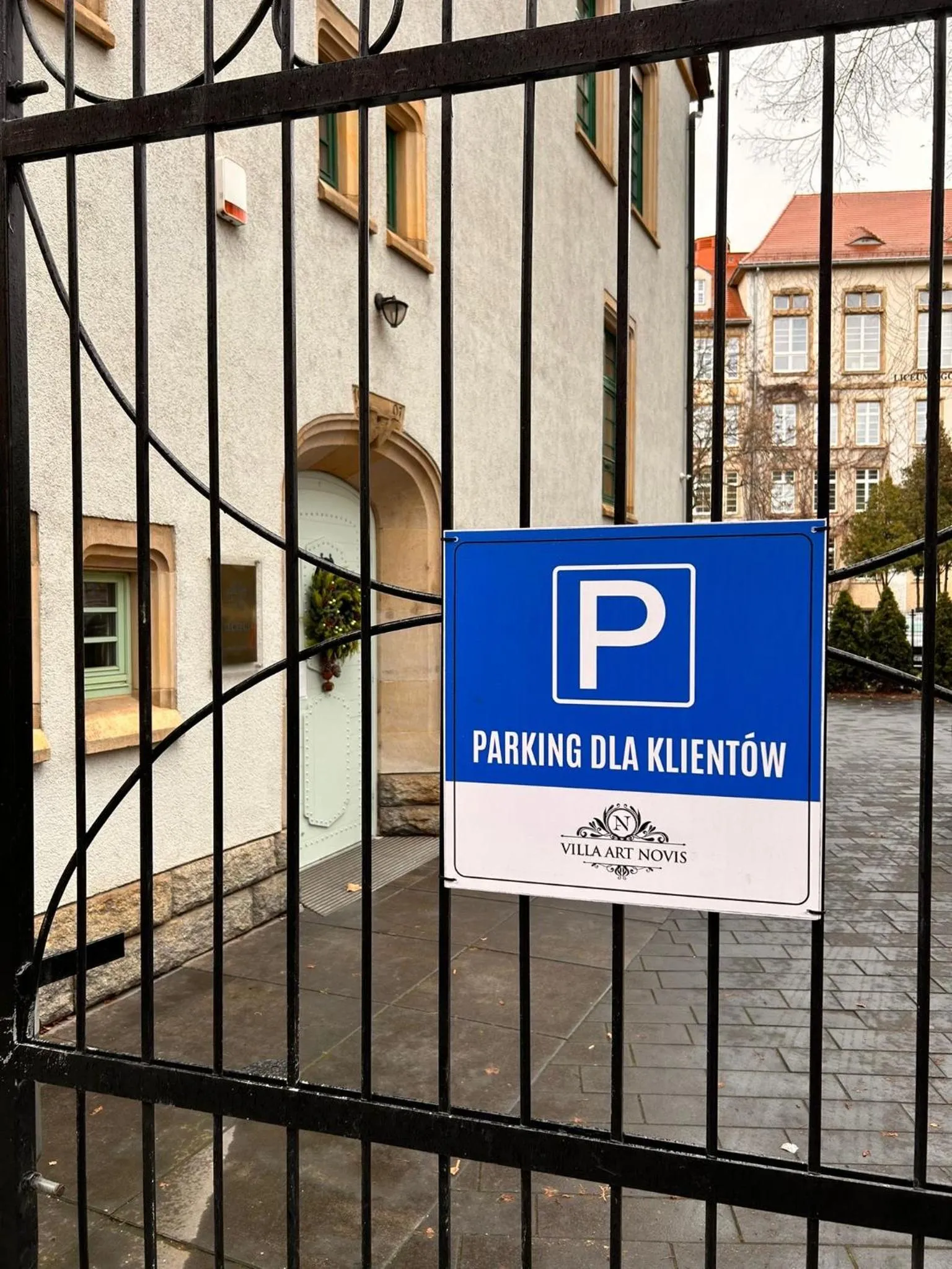 Property building in Hotel Villa Art Novis City Center