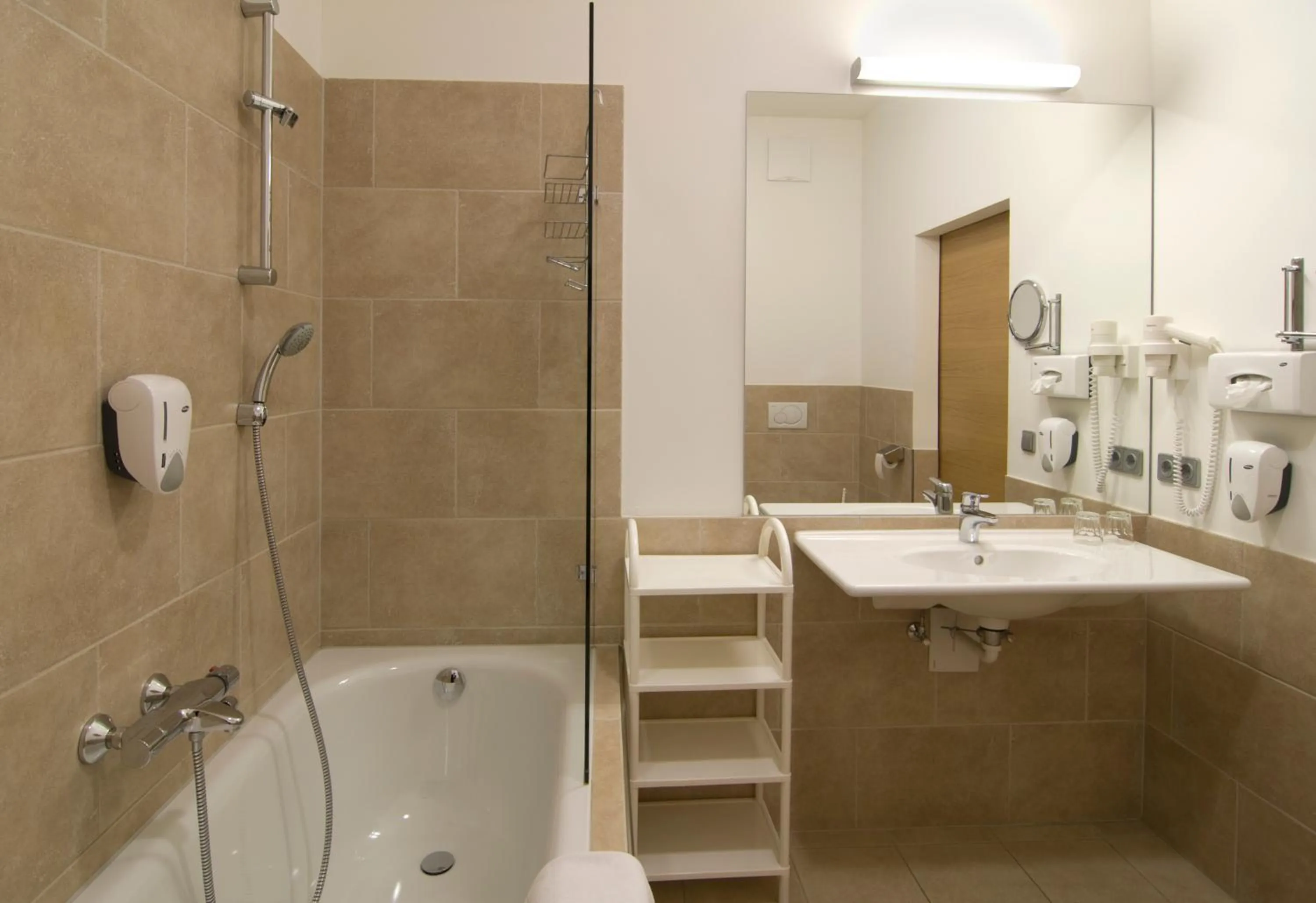 Bathroom in Hotel Bräuwirt