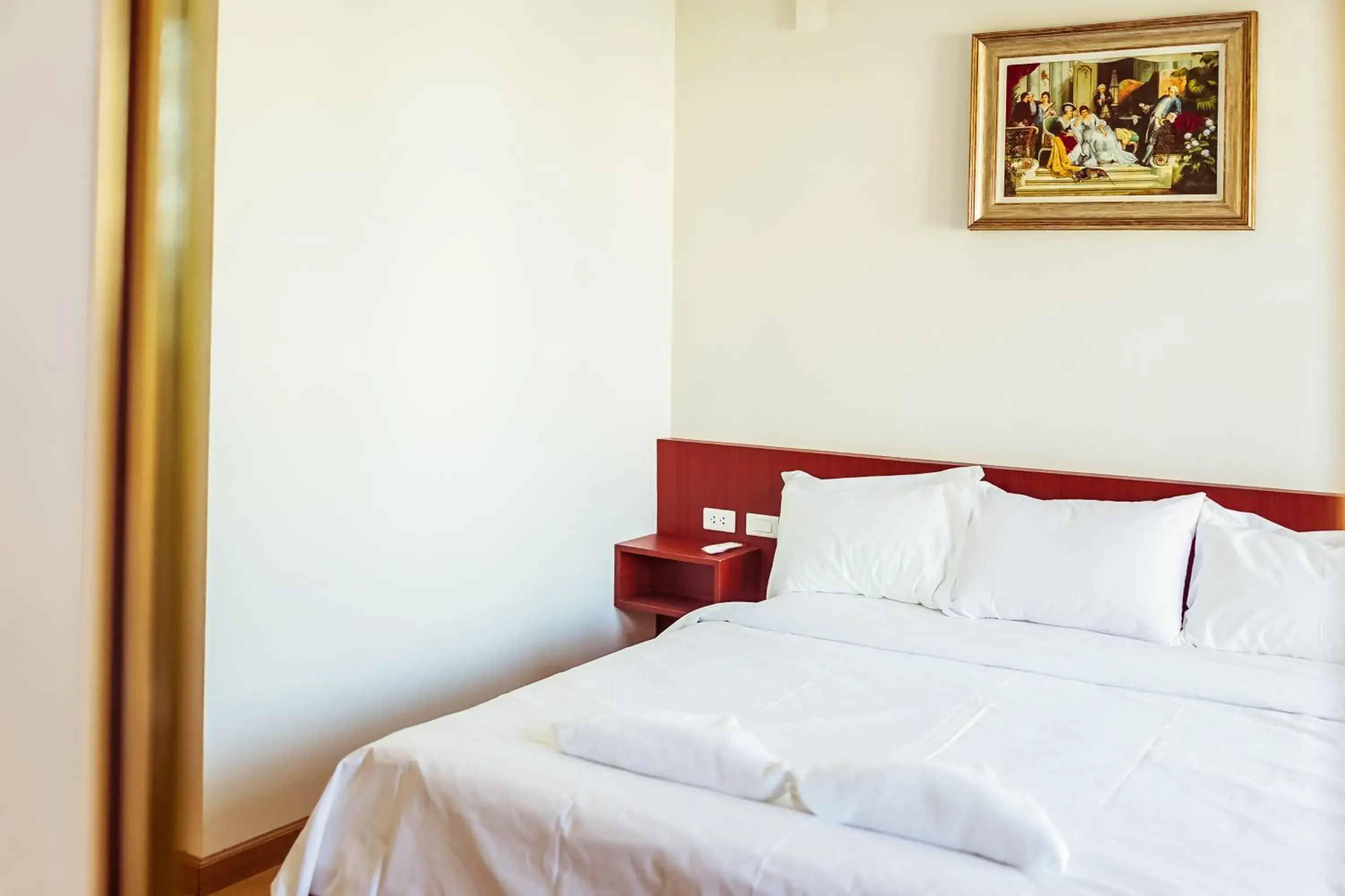 Deluxe Triple Room in Douangpraseuth Hotel Deluxe Triple Room in Douangpraseuth Hotel