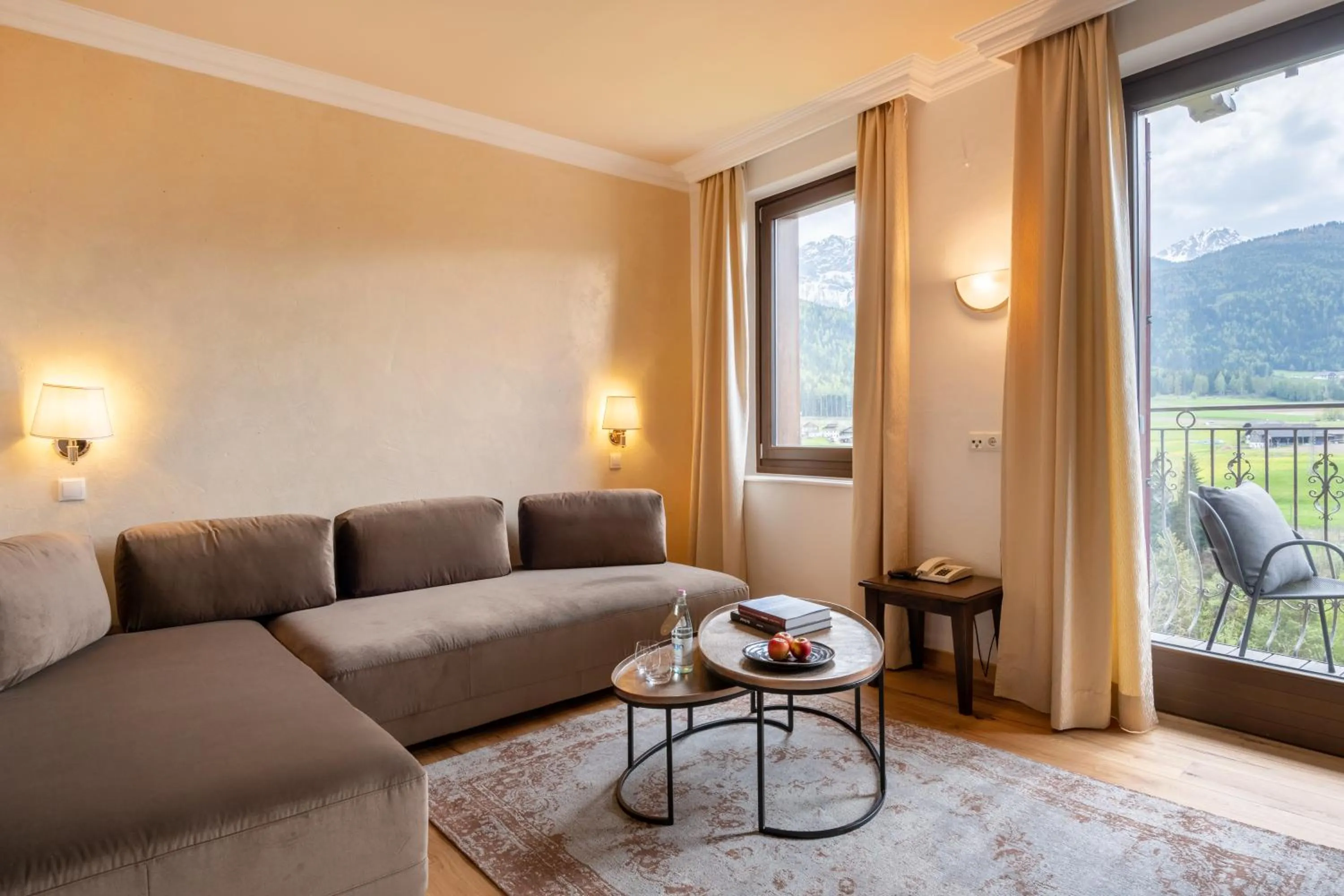 Living room in Historic Hotel Alte Goste