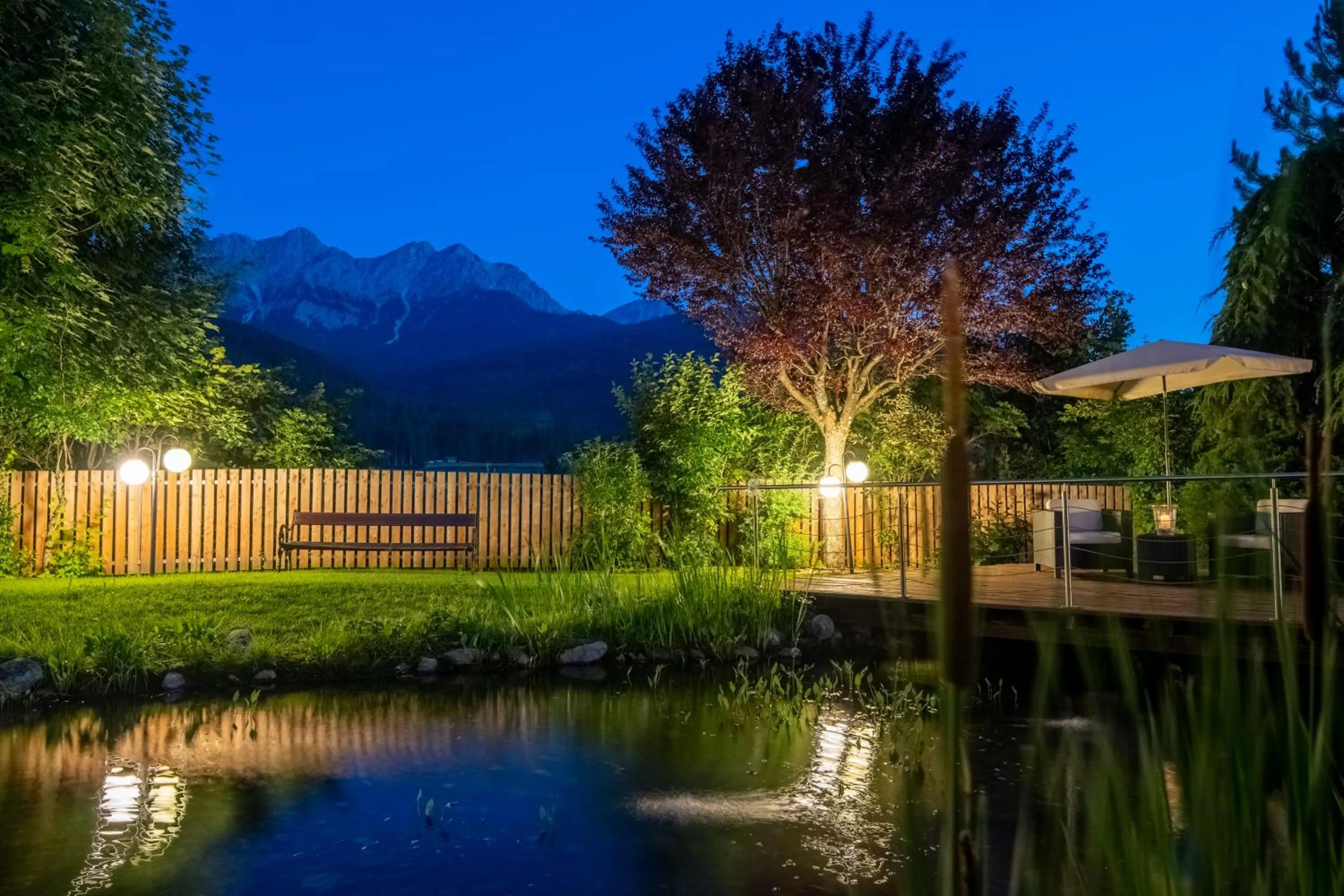 Garden in Historic Hotel Alte Goste