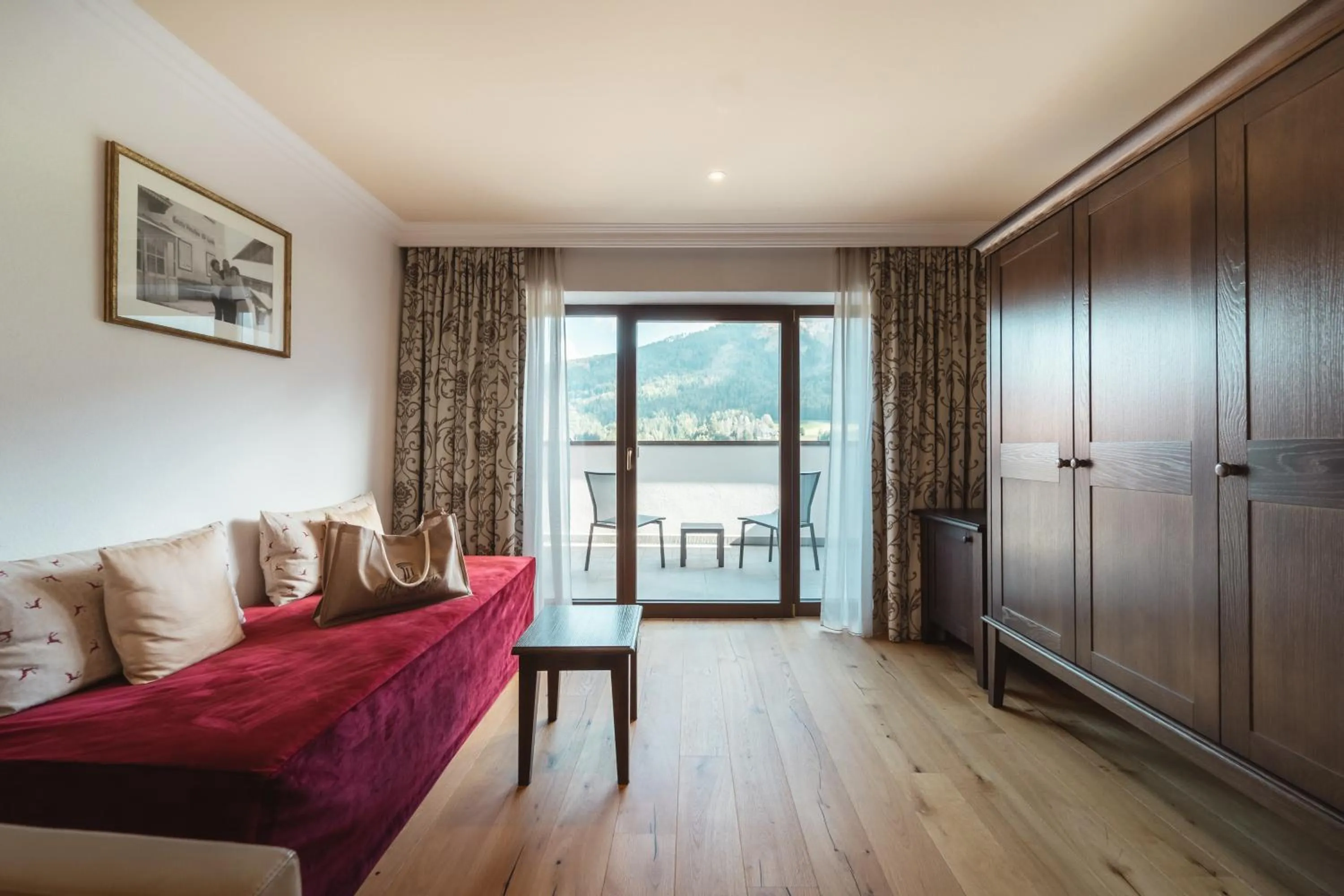 View (from property/room), Bed in Historic Hotel Alte Goste