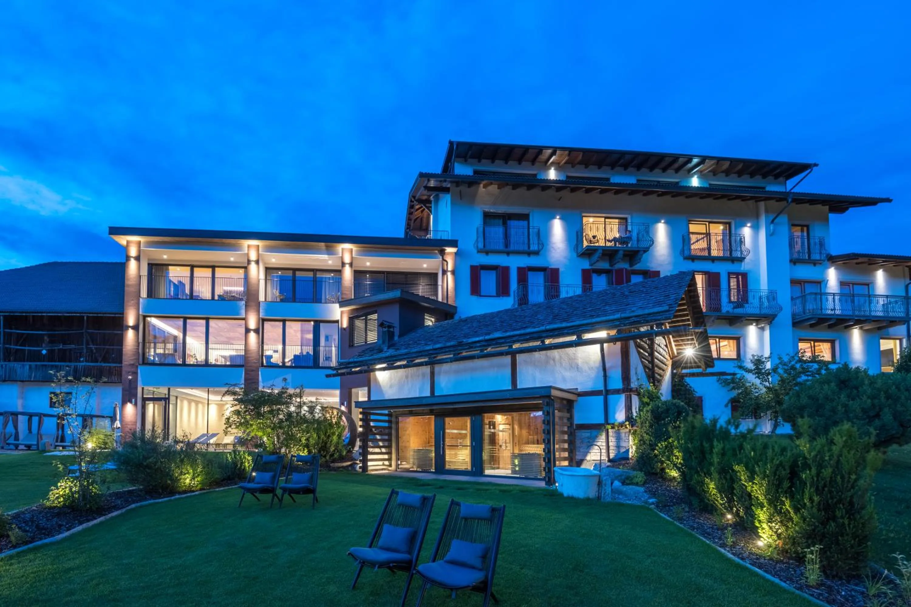 Property building in Historic Hotel Alte Goste