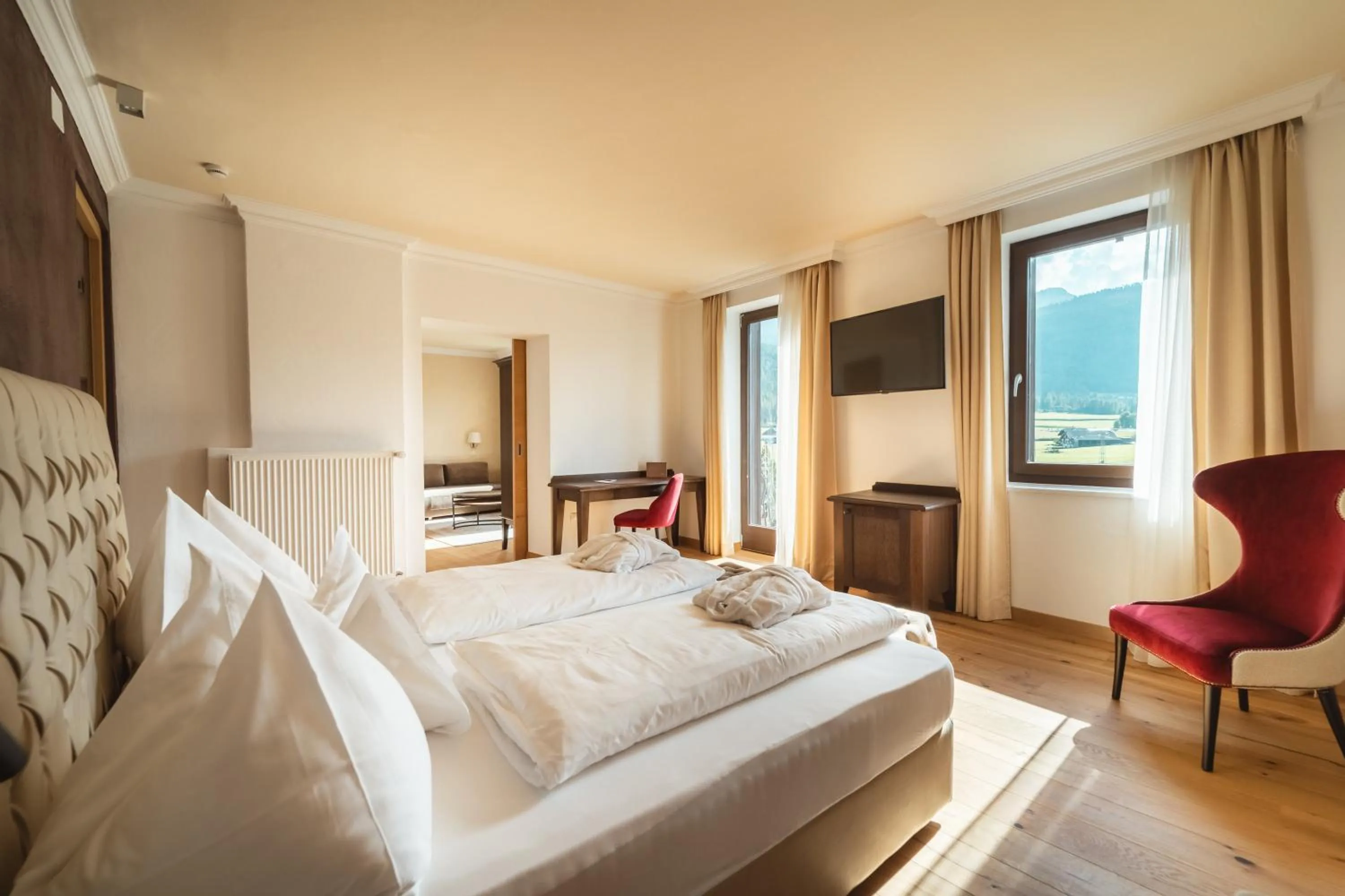 Photo of the whole room, Bed in Historic Hotel Alte Goste