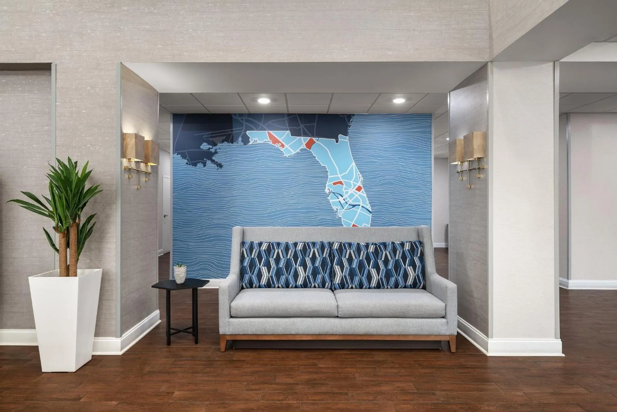 Property building in Holiday Inn Express & Suites Destin - Miramar Beach by IHG