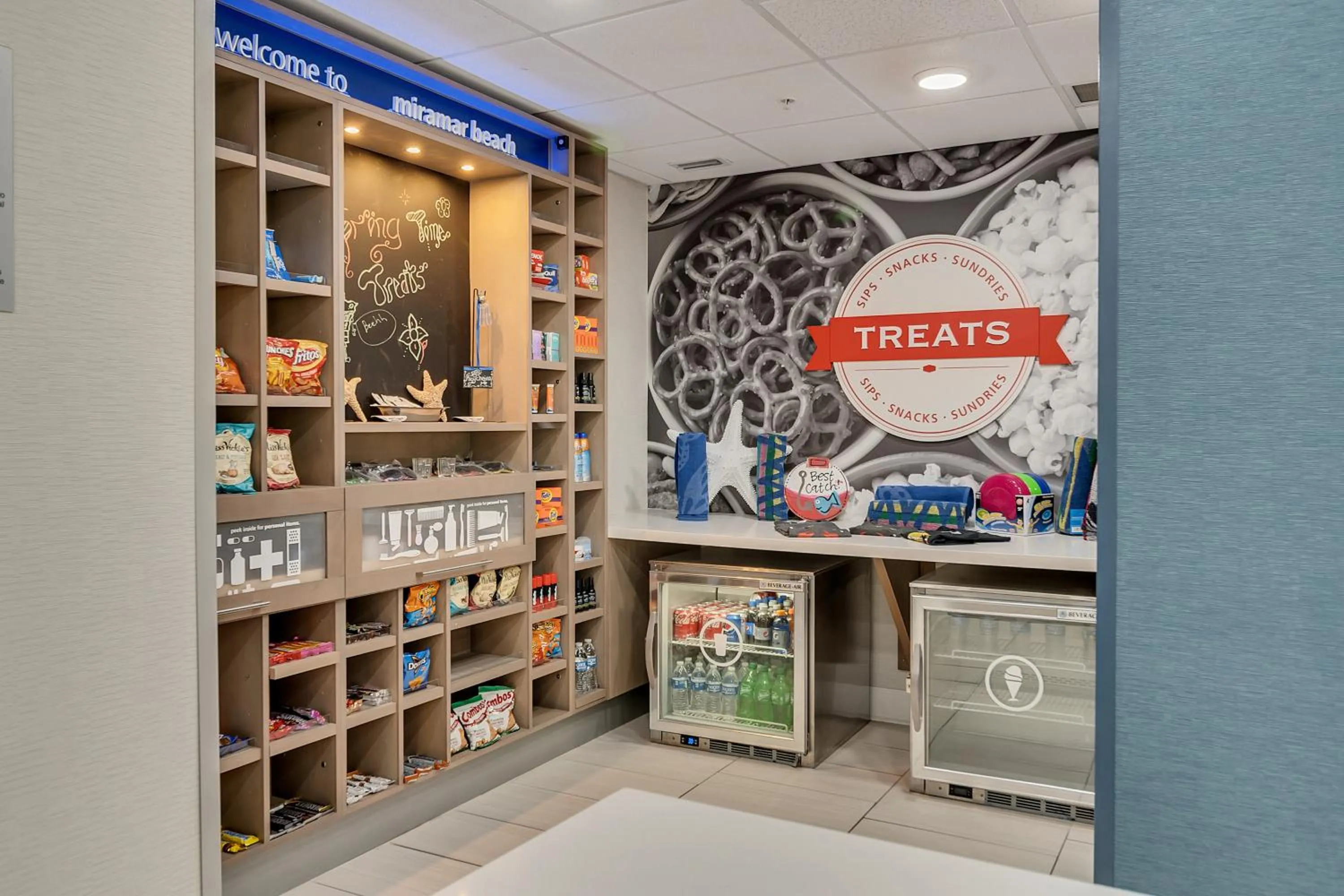 Restaurant/places to eat in Hampton Inn & Suites Destin Sandestin Area