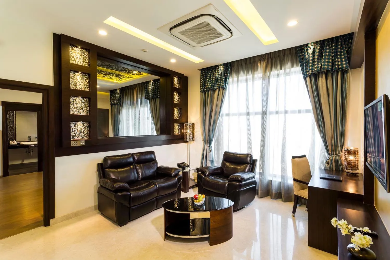 Living room in Clarks Exotica Convention Resort & Spa