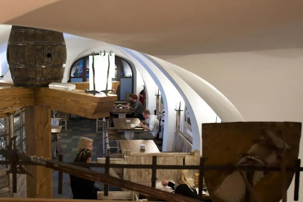 Restaurant/places to eat in Hotel Ungar