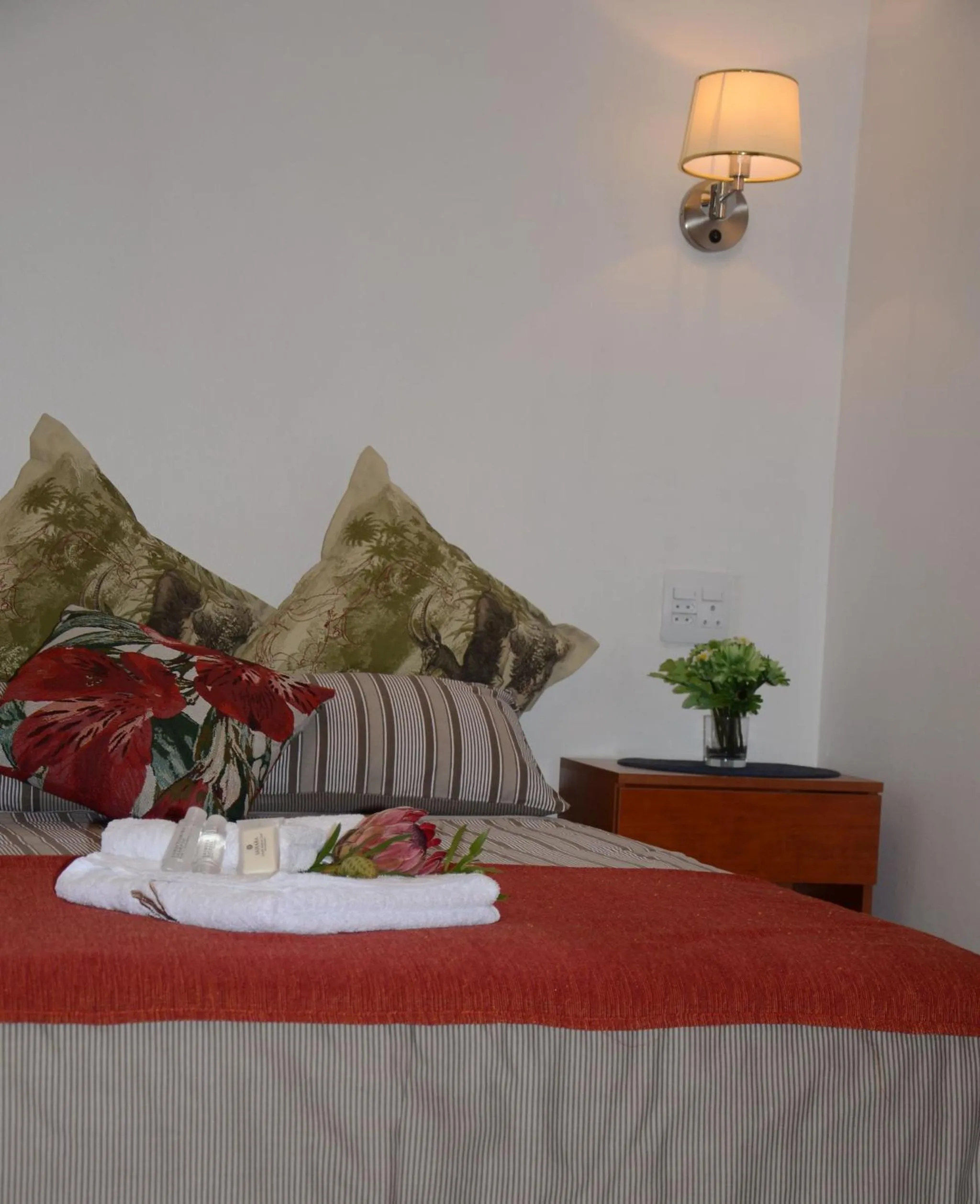 Bed in Magnolia Place Guest Houses