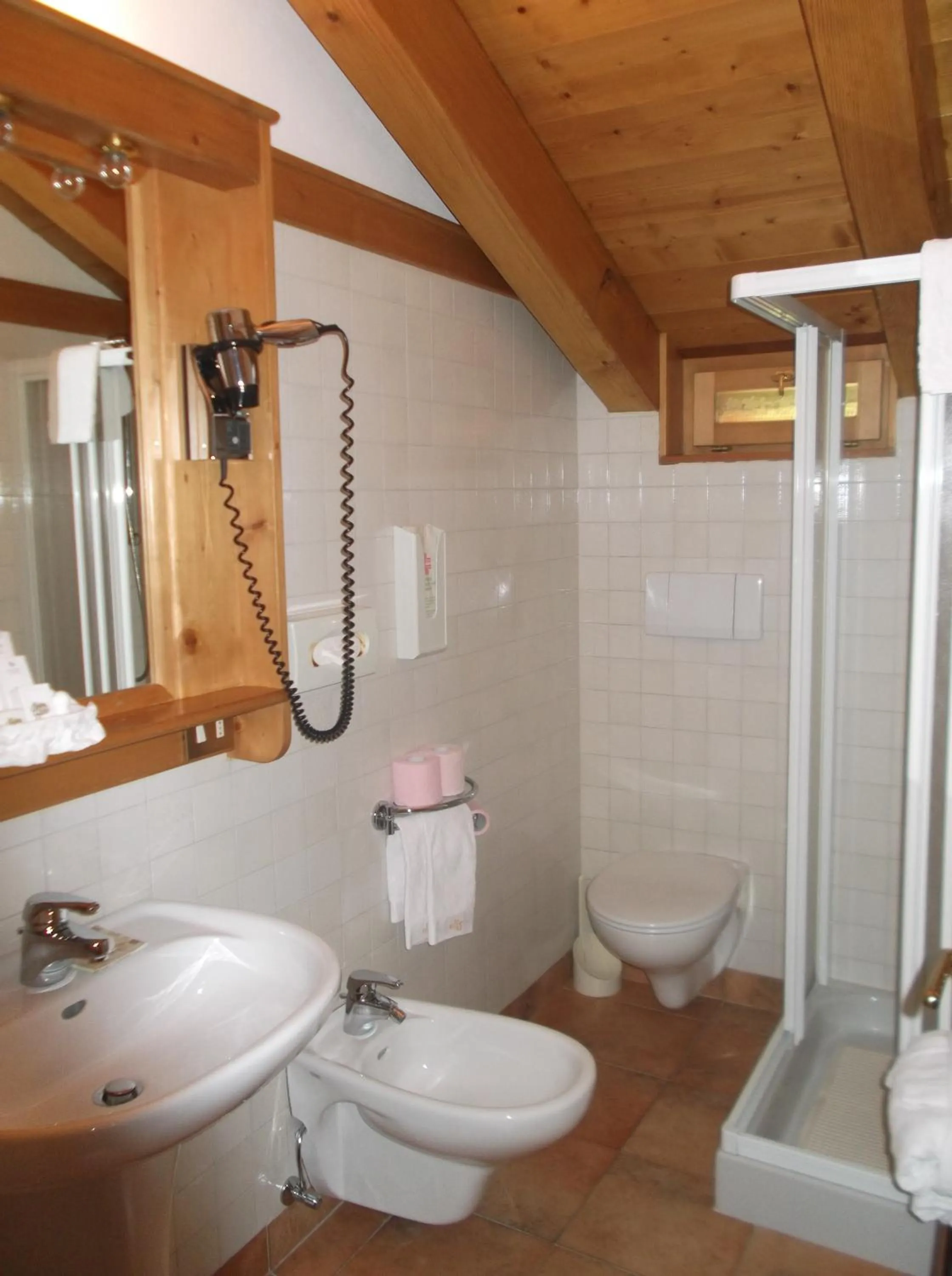 Bathroom in Hotel da Beppe Sello