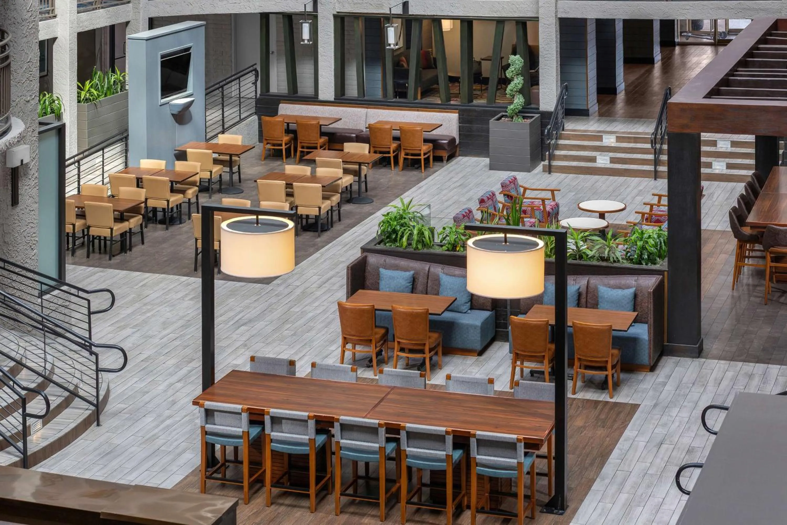 Lobby or reception in Embassy Suites by Hilton El Paso