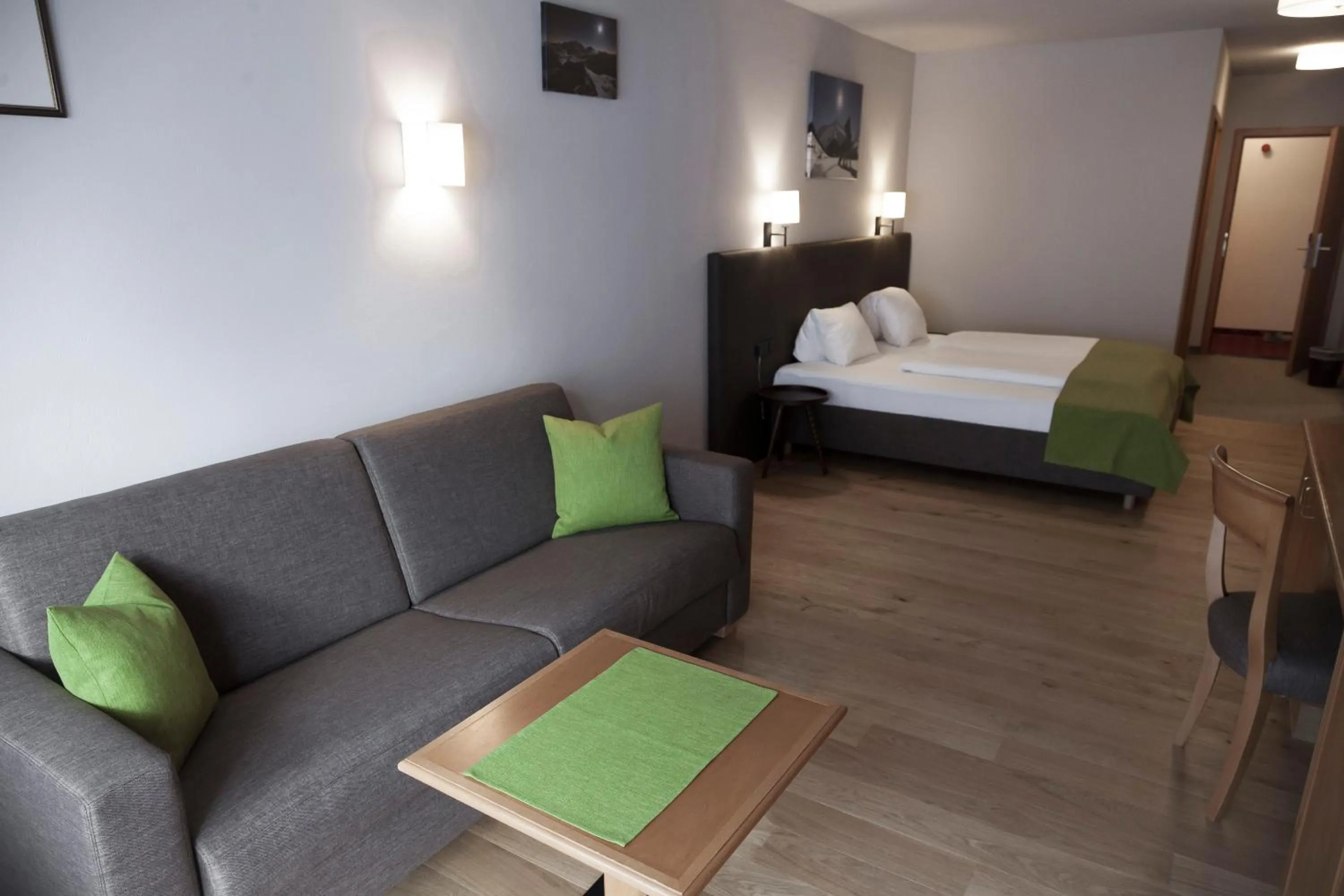 Photo of the whole room, Bed in Hotel Andreas Hofer