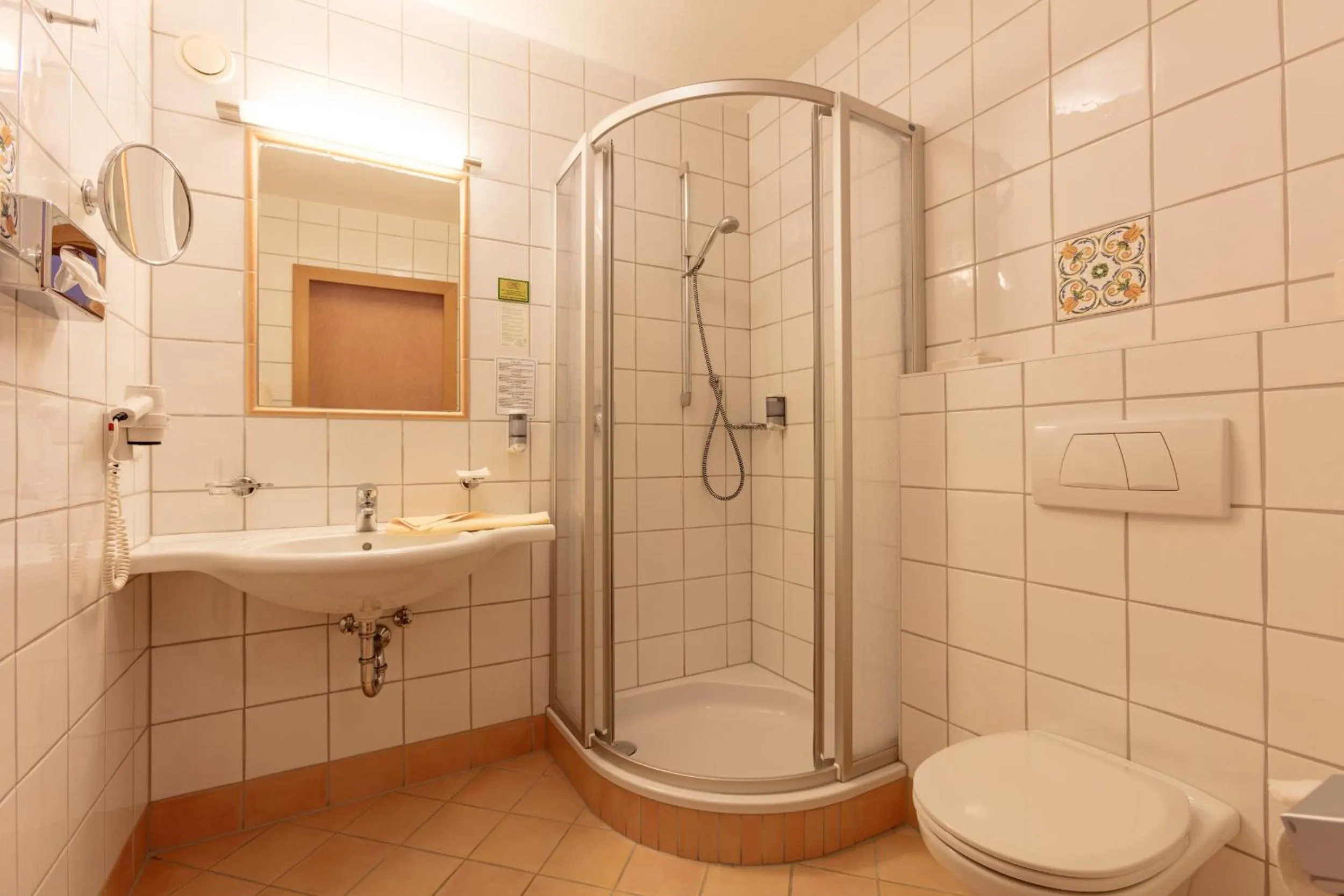 Bathroom in Hotel Andreas Hofer