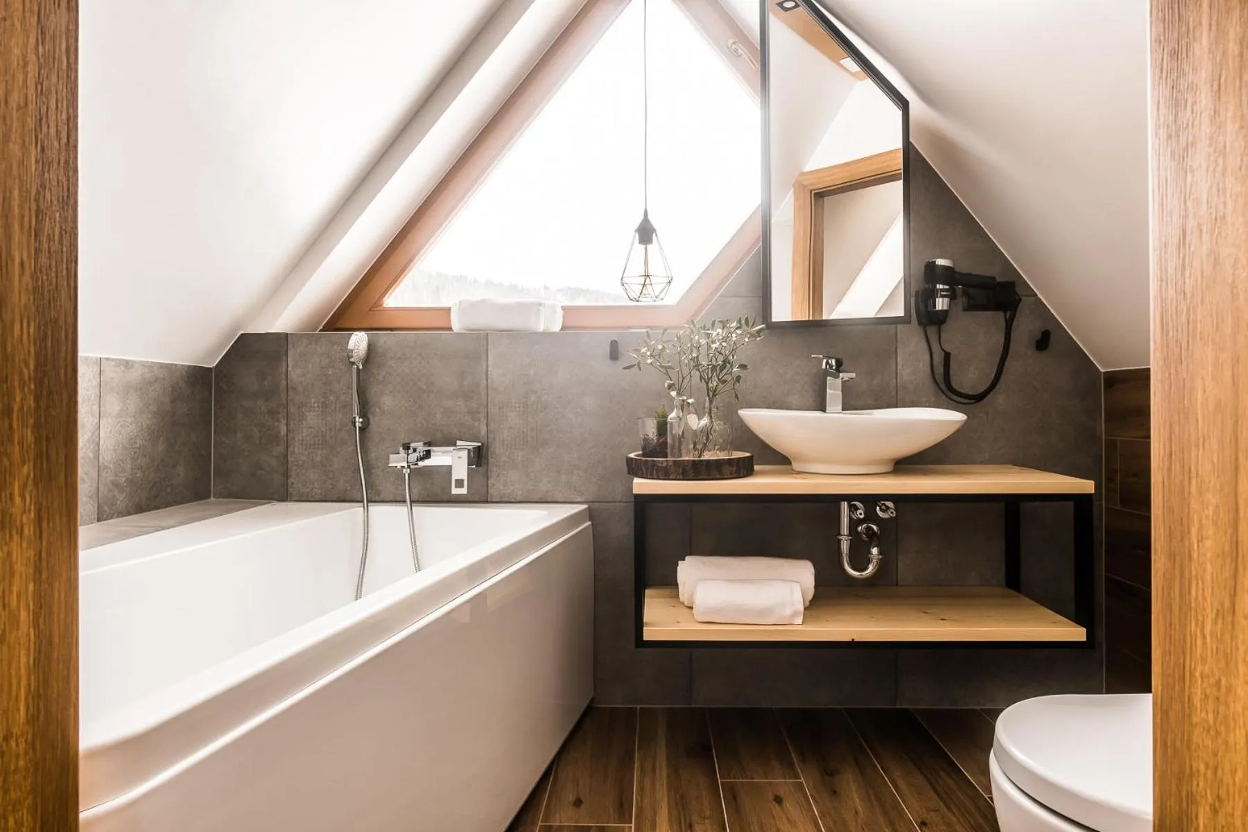 Bathroom in Willa Szymaszkowa