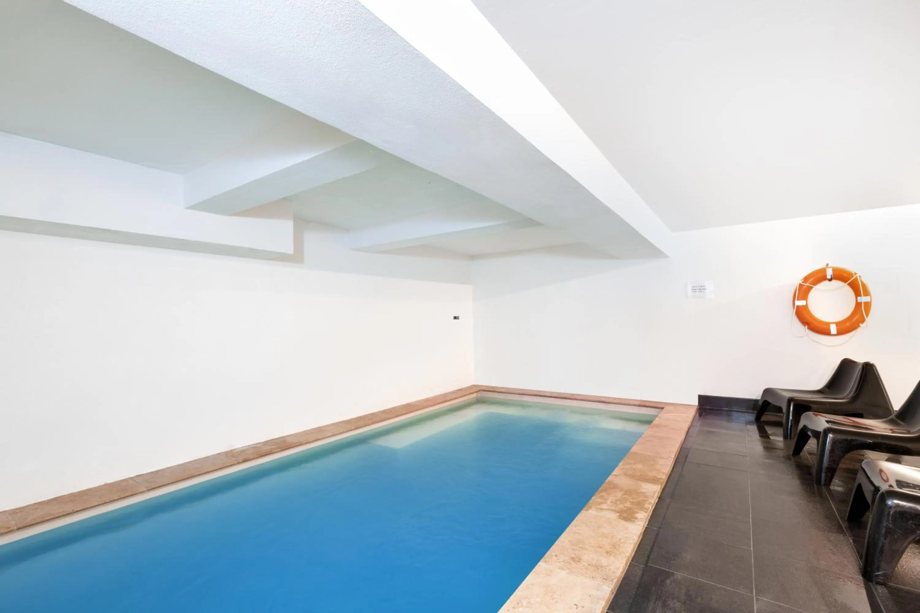 Swimming pool in SOWELL RESIDENCES Pierre Blanche