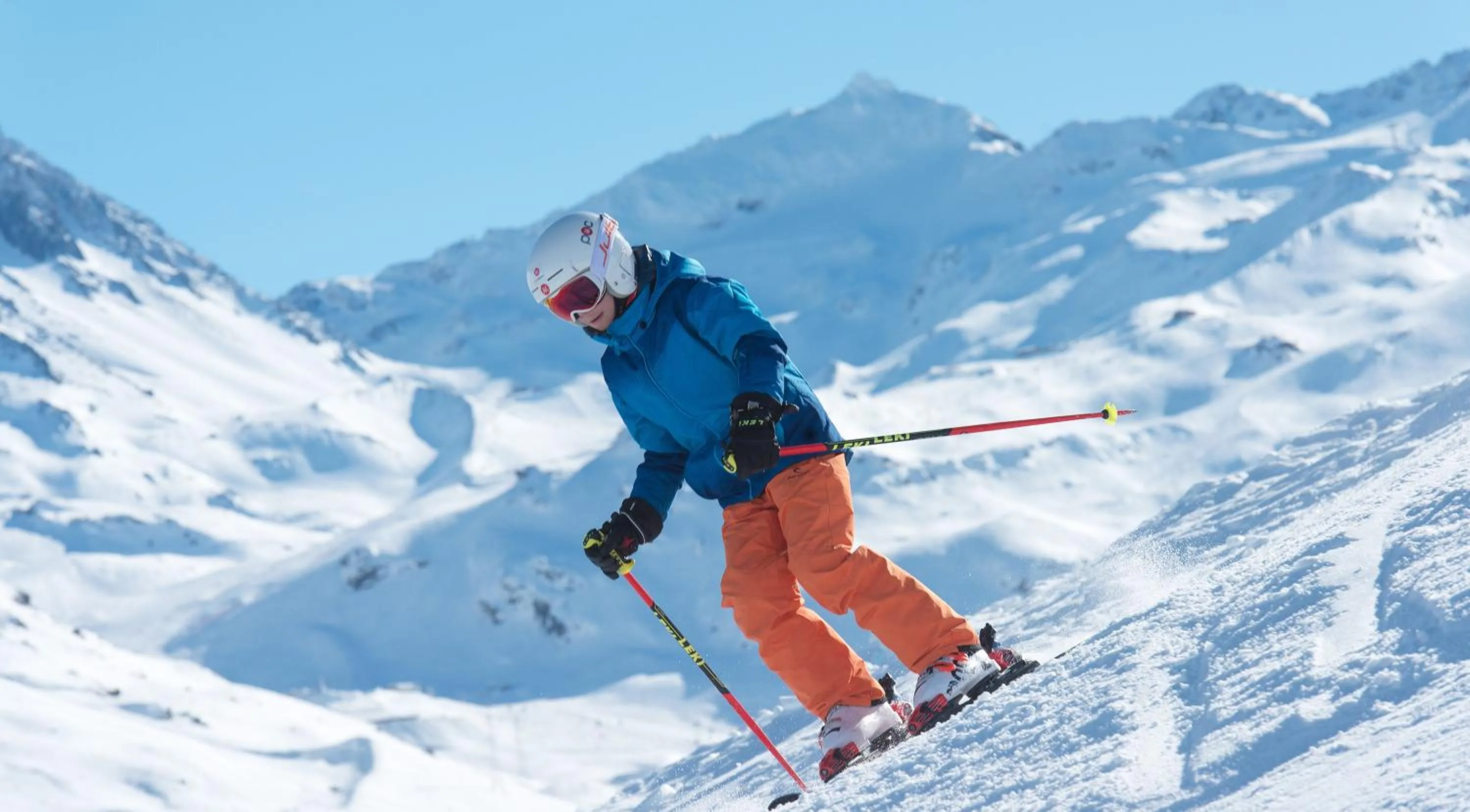 Skiing in SOWELL RESIDENCES Pierre Blanche
