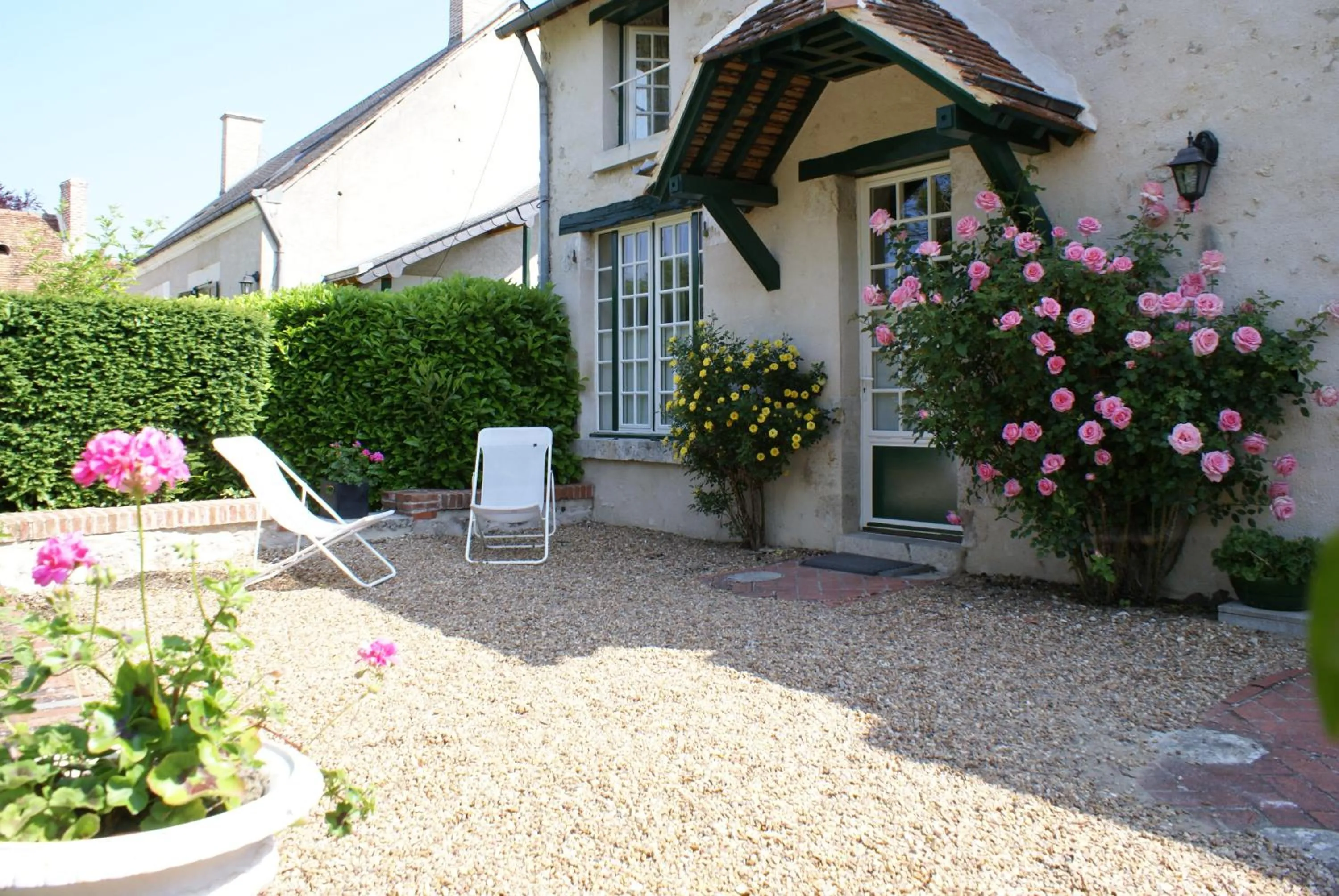 Facade/entrance in Le Béguinage