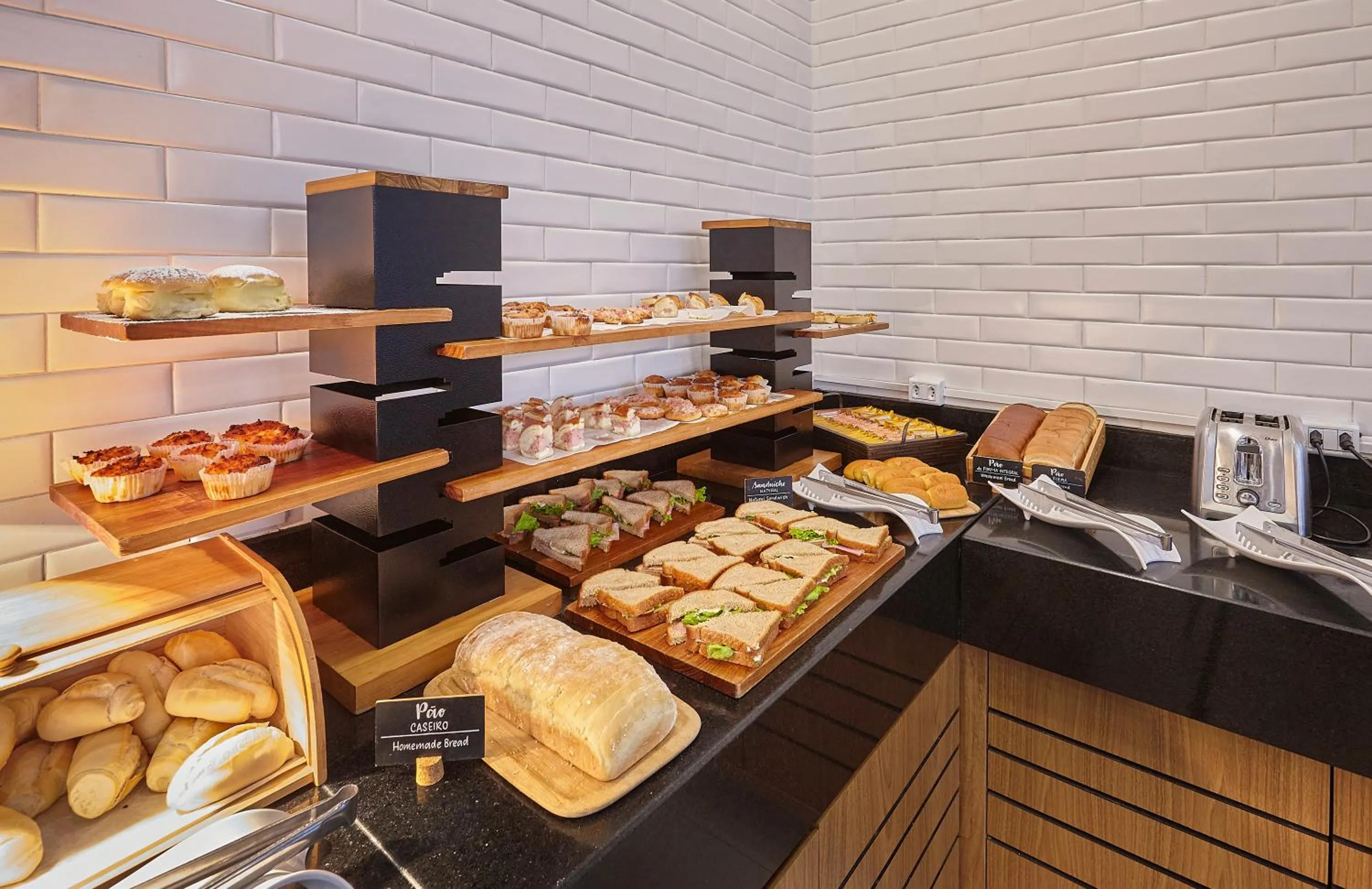 Breakfast in Hotel Nacional Inn Bauru