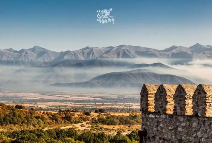 Mountain view in Chateau Mere