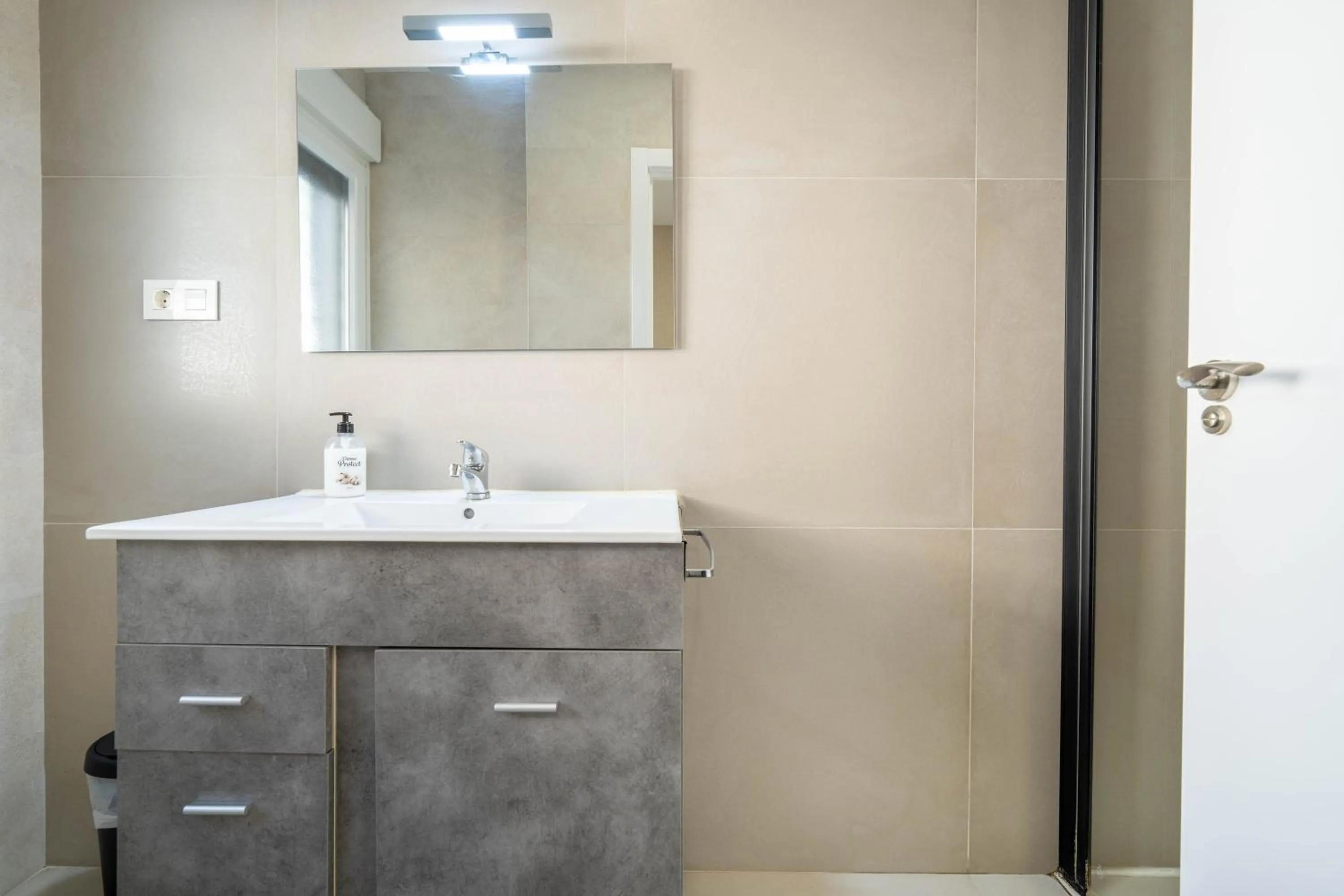 Bathroom in BF Rooms Almeria Centro