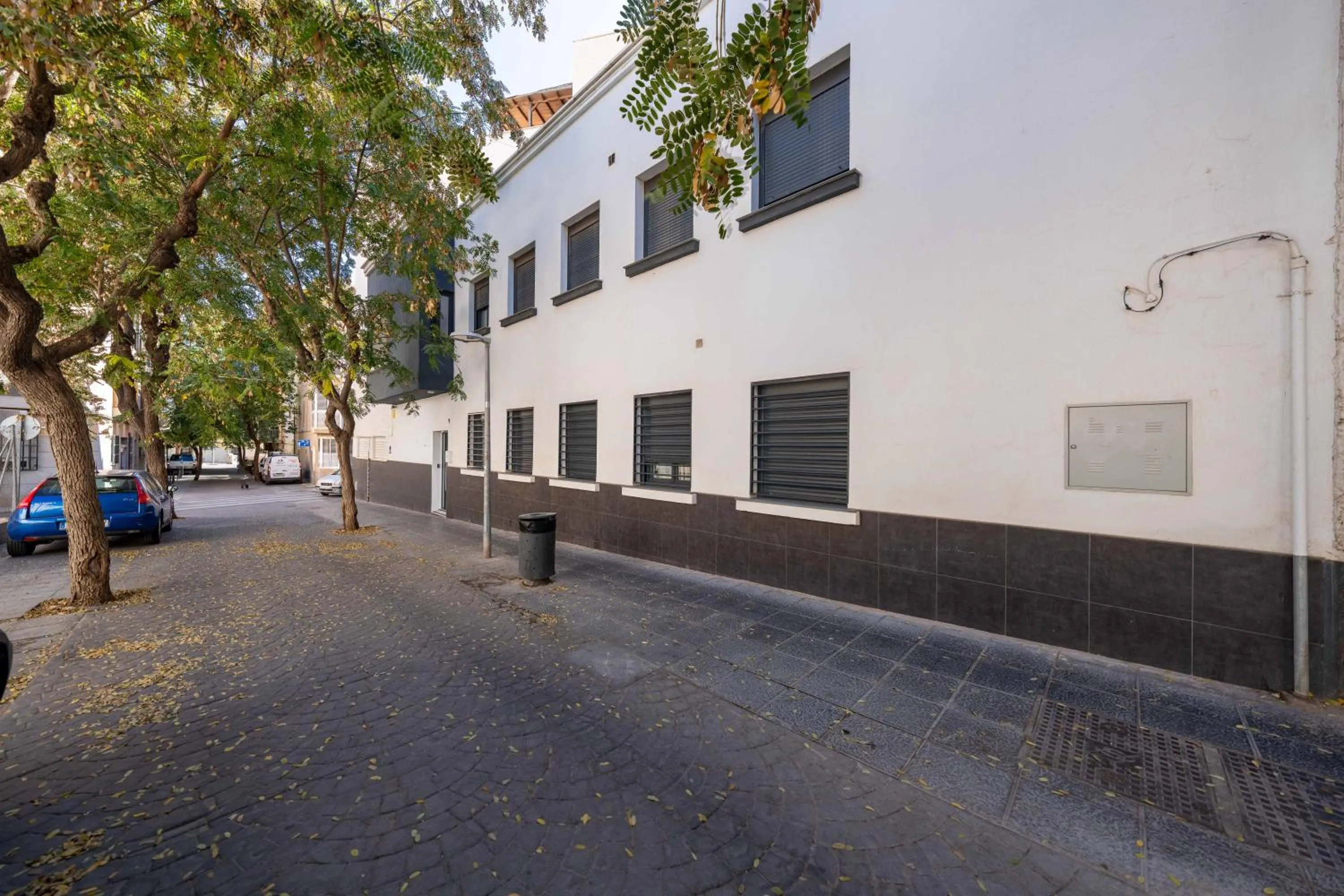 Property building in BF Rooms Almeria Centro