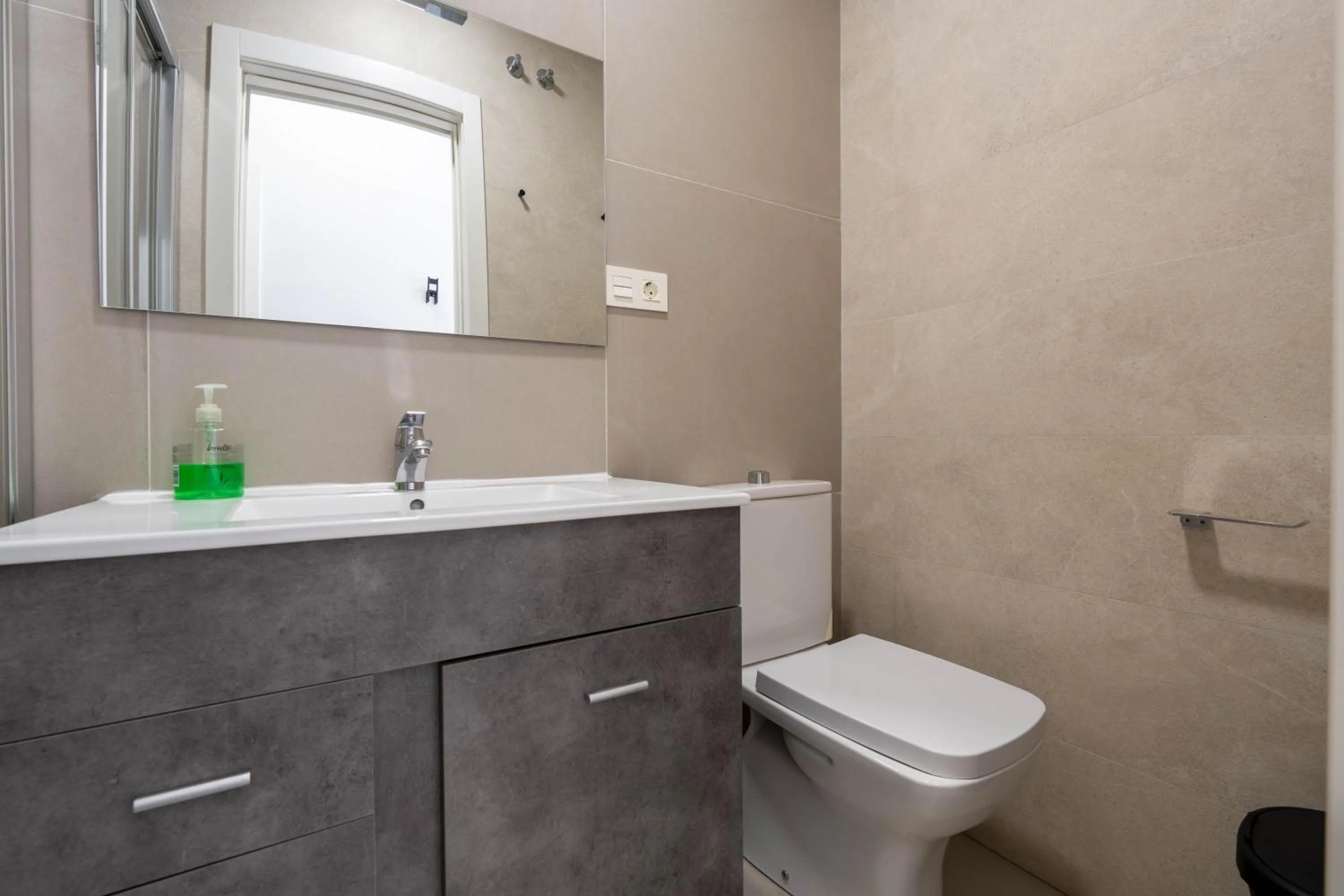 Bathroom in BF Rooms Almeria Centro