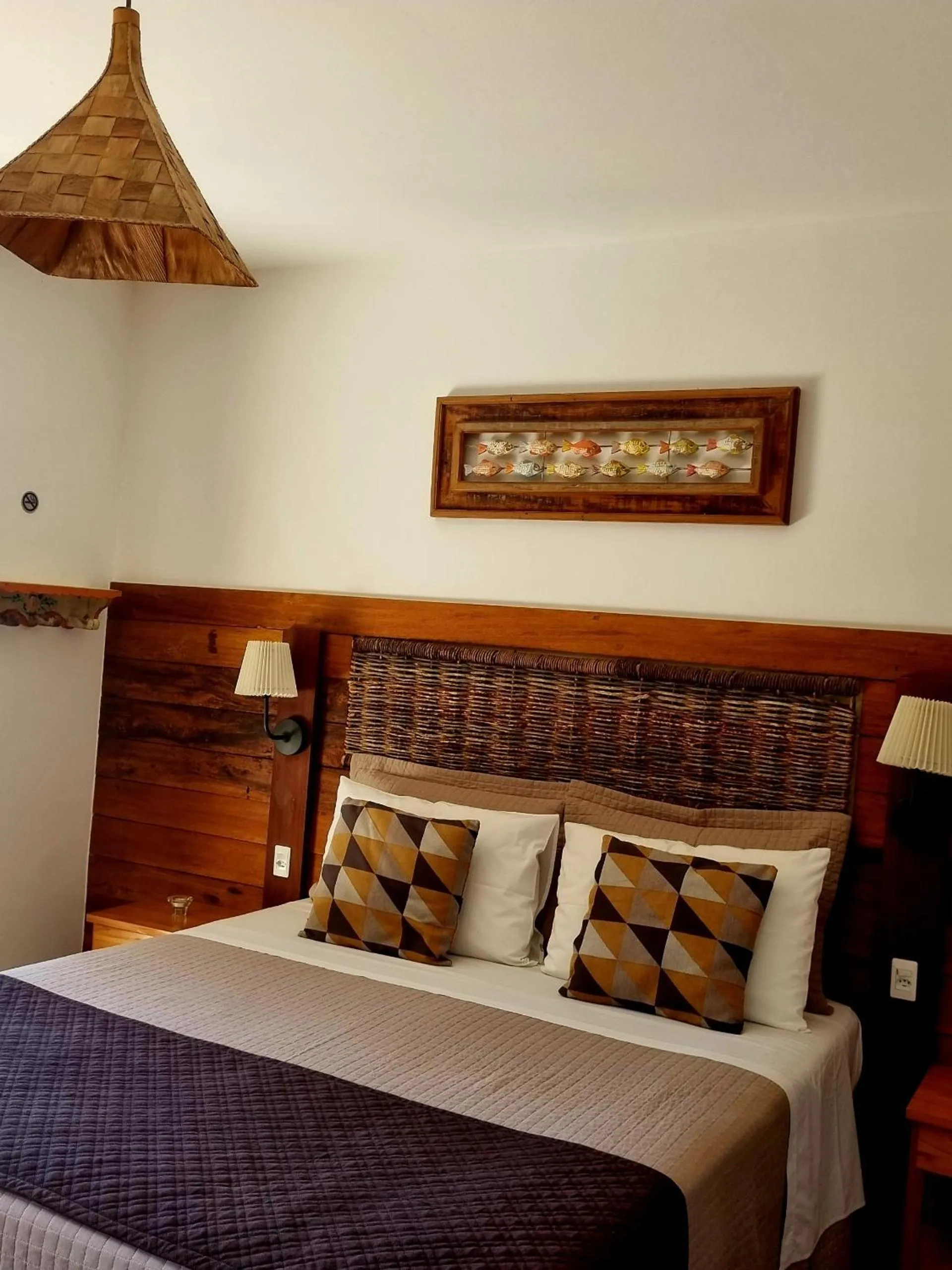 View (from property/room), Bed in Pousada Bahia Bella