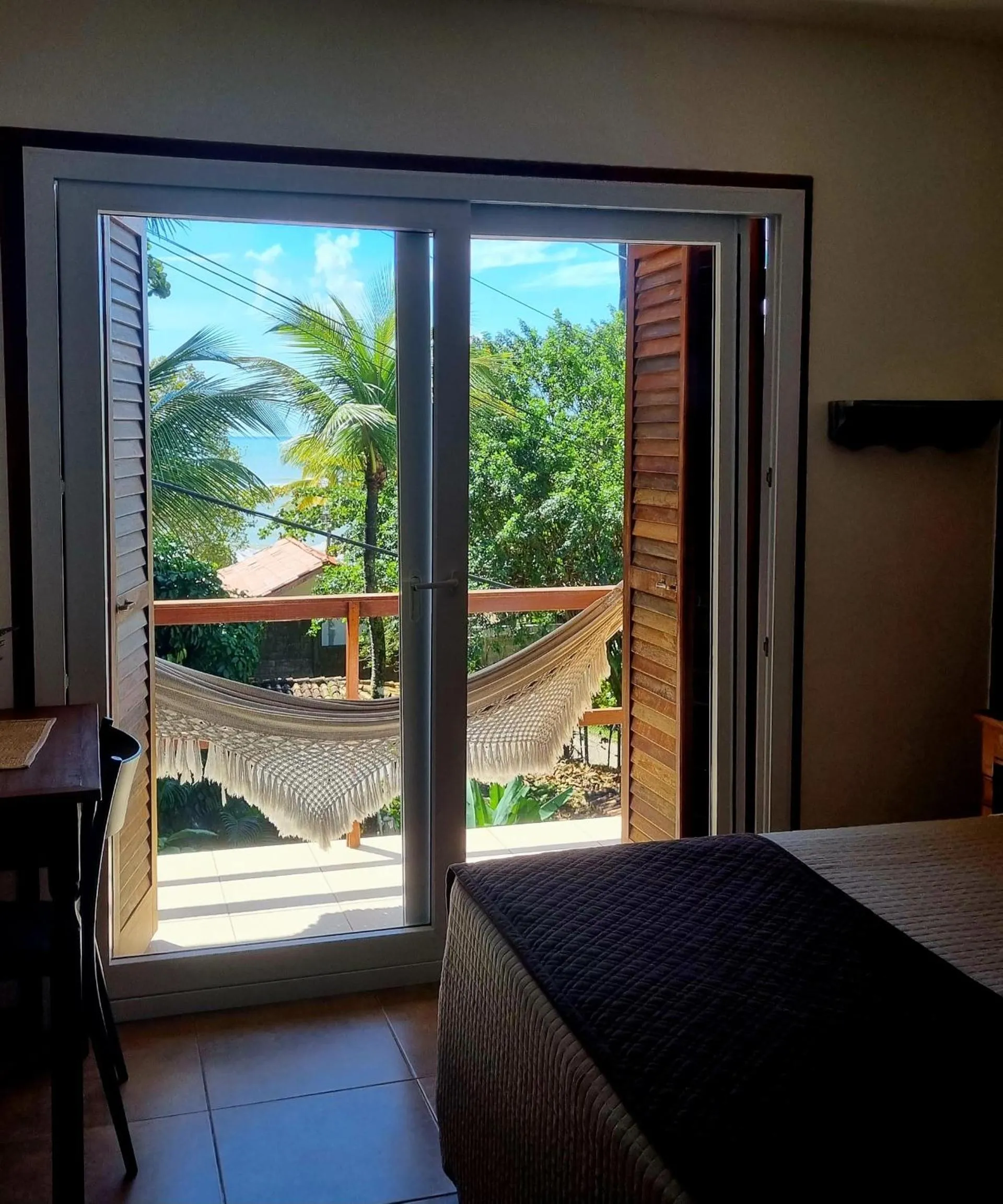 View (from property/room), Bed in Pousada Bahia Bella