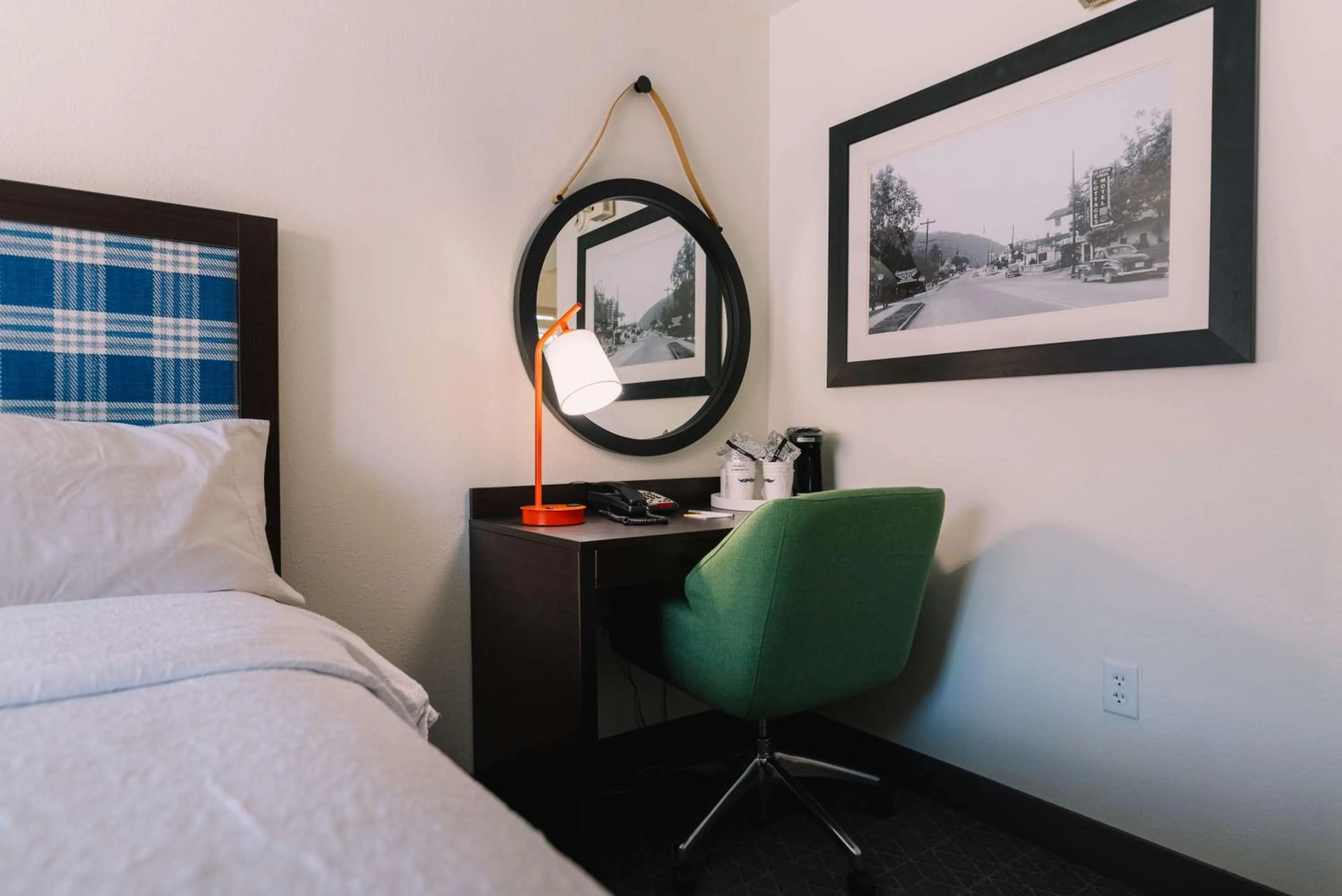 Bedroom, Bed in Hampton Inn Gatlinburg