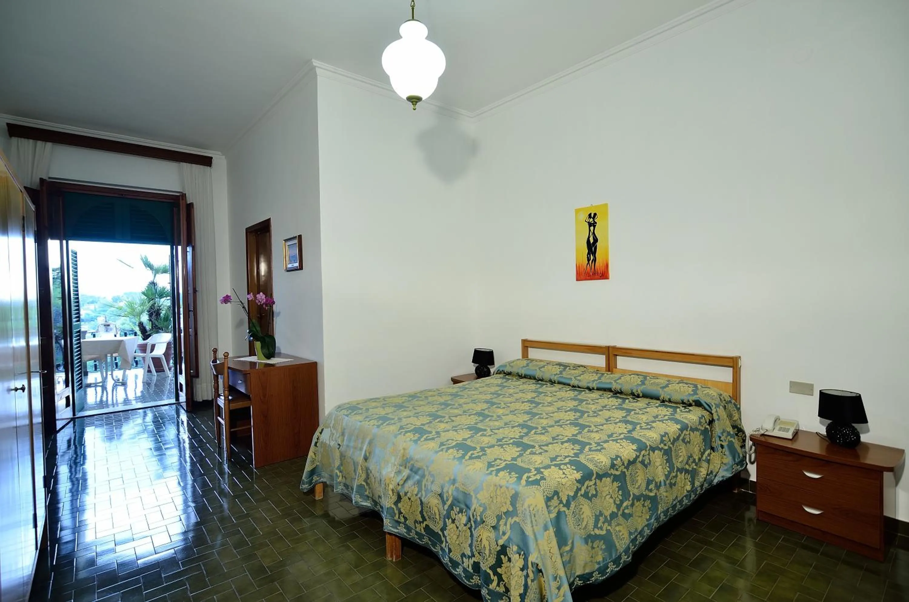 Bed in Hotel La Silvana