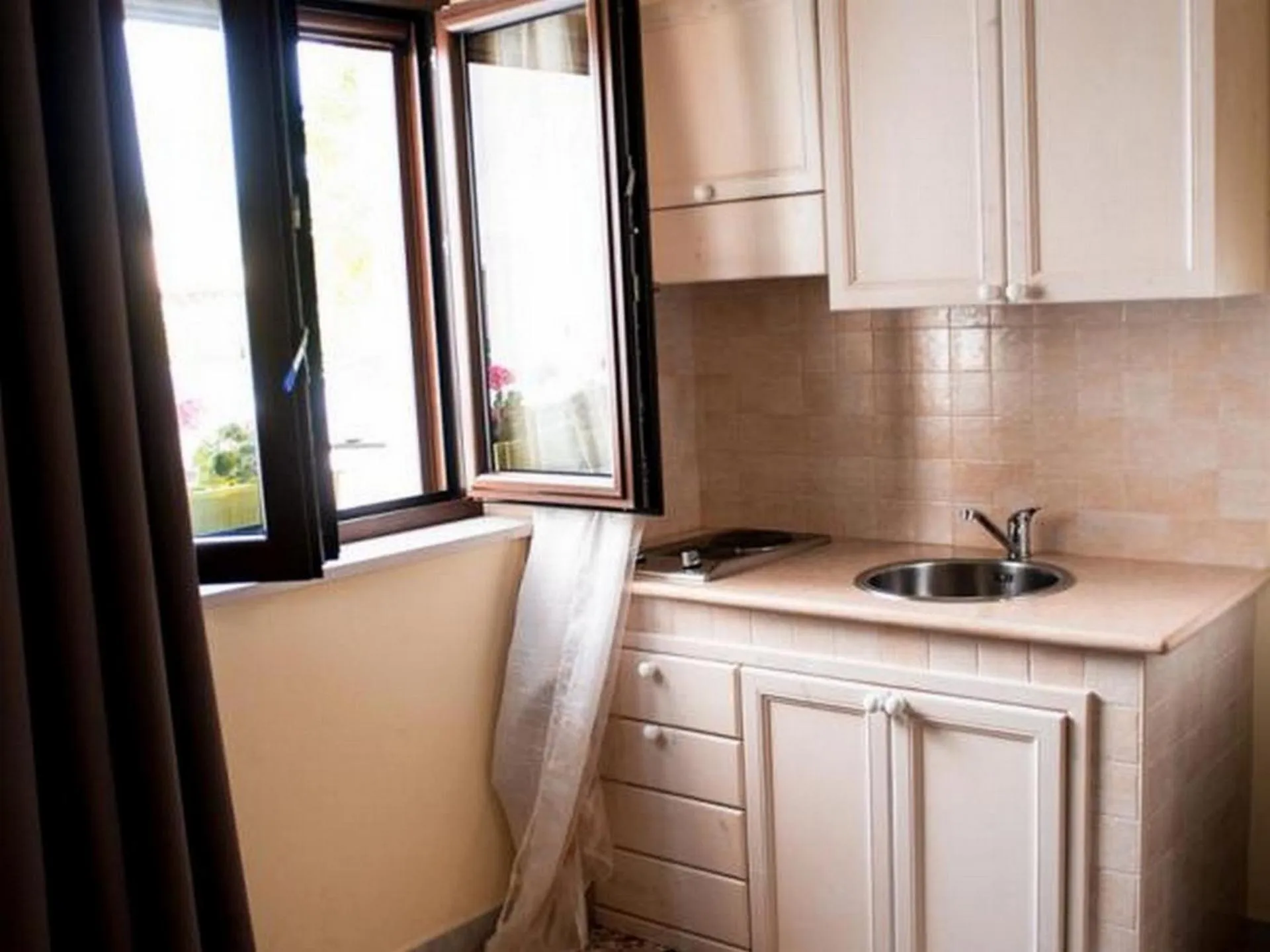 Kitchen or kitchenette in Masseria Lama D'impisa