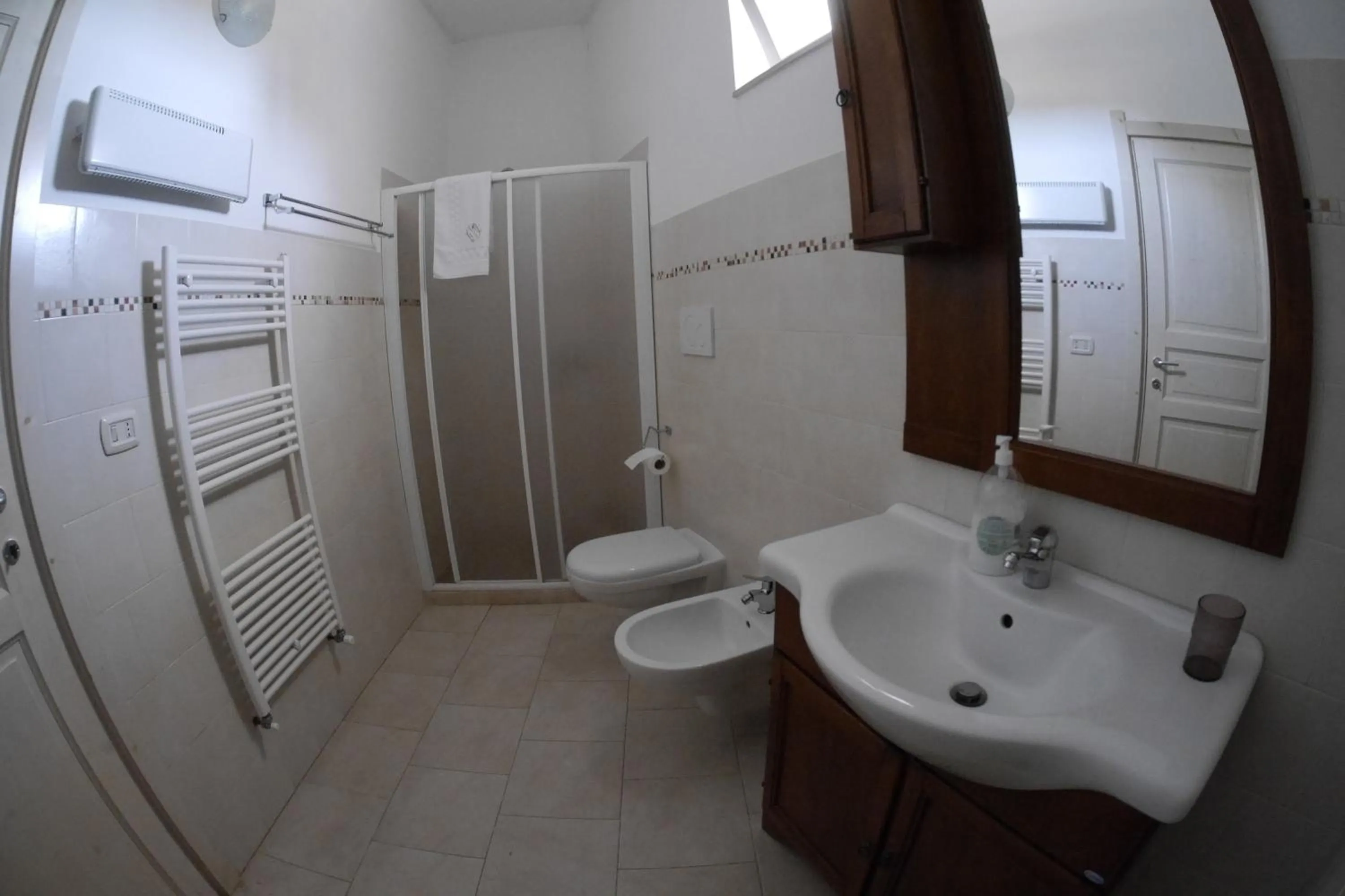 Bathroom in Masseria Lama D'impisa