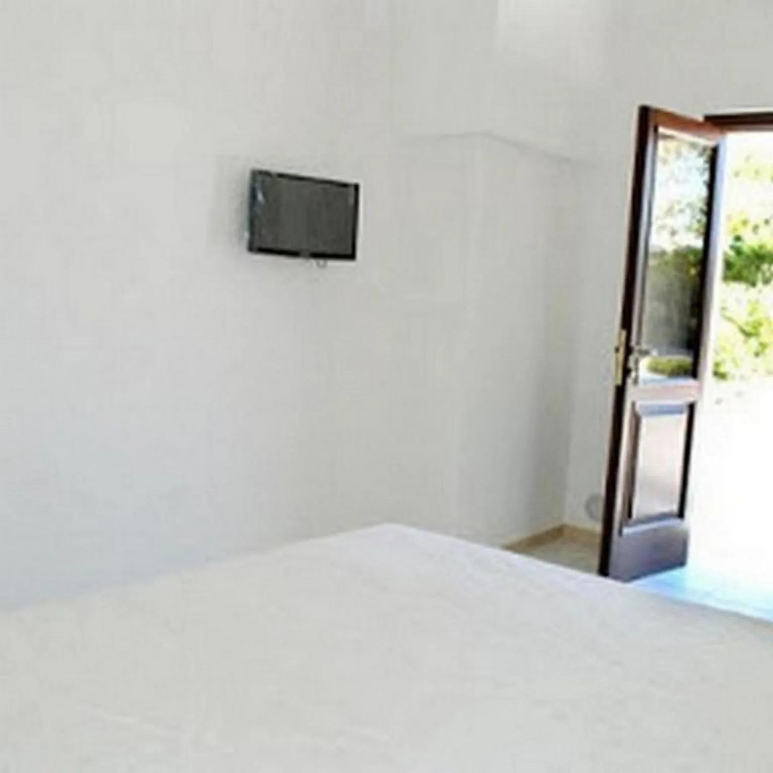 Photo of the whole room, Bed in Masseria Lama D'impisa
