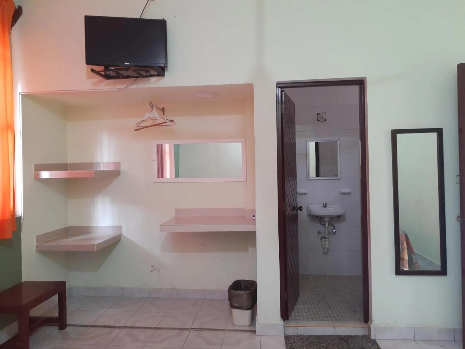 Bathroom in Hotel Avenida