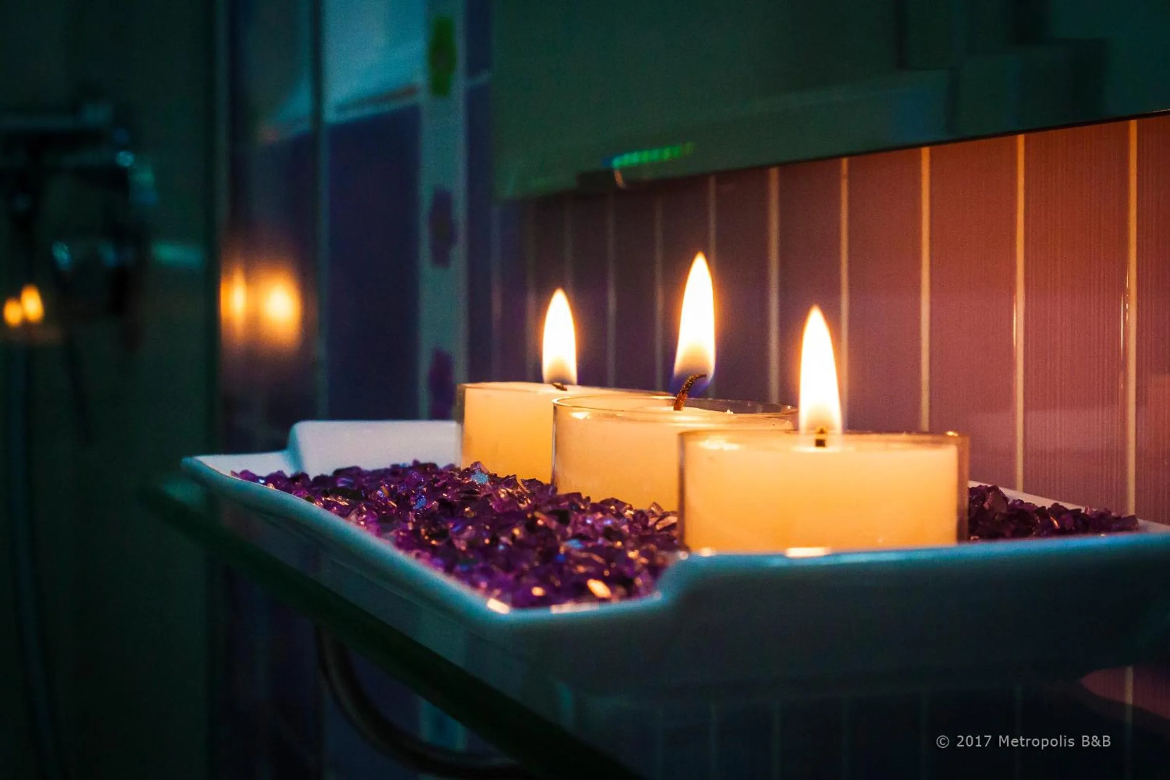 Bathroom in Metropolis B&B