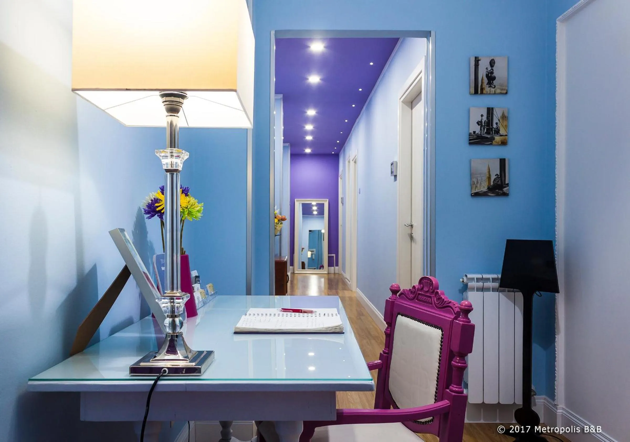 Lobby or reception in Metropolis B&B