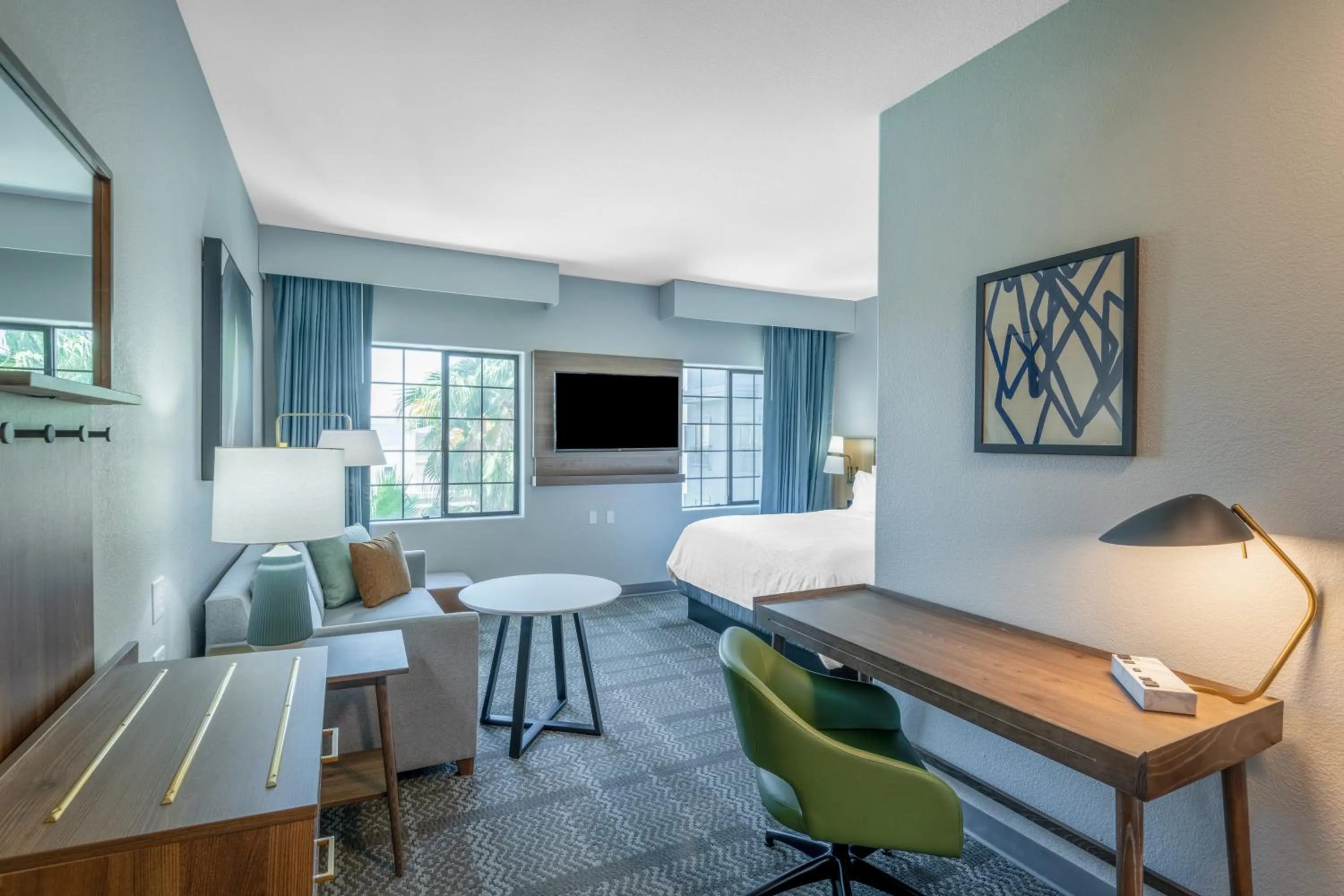 Photo of the whole room, Bed in Staybridge Suites Phoenix Glendale Sports Dist by IHG