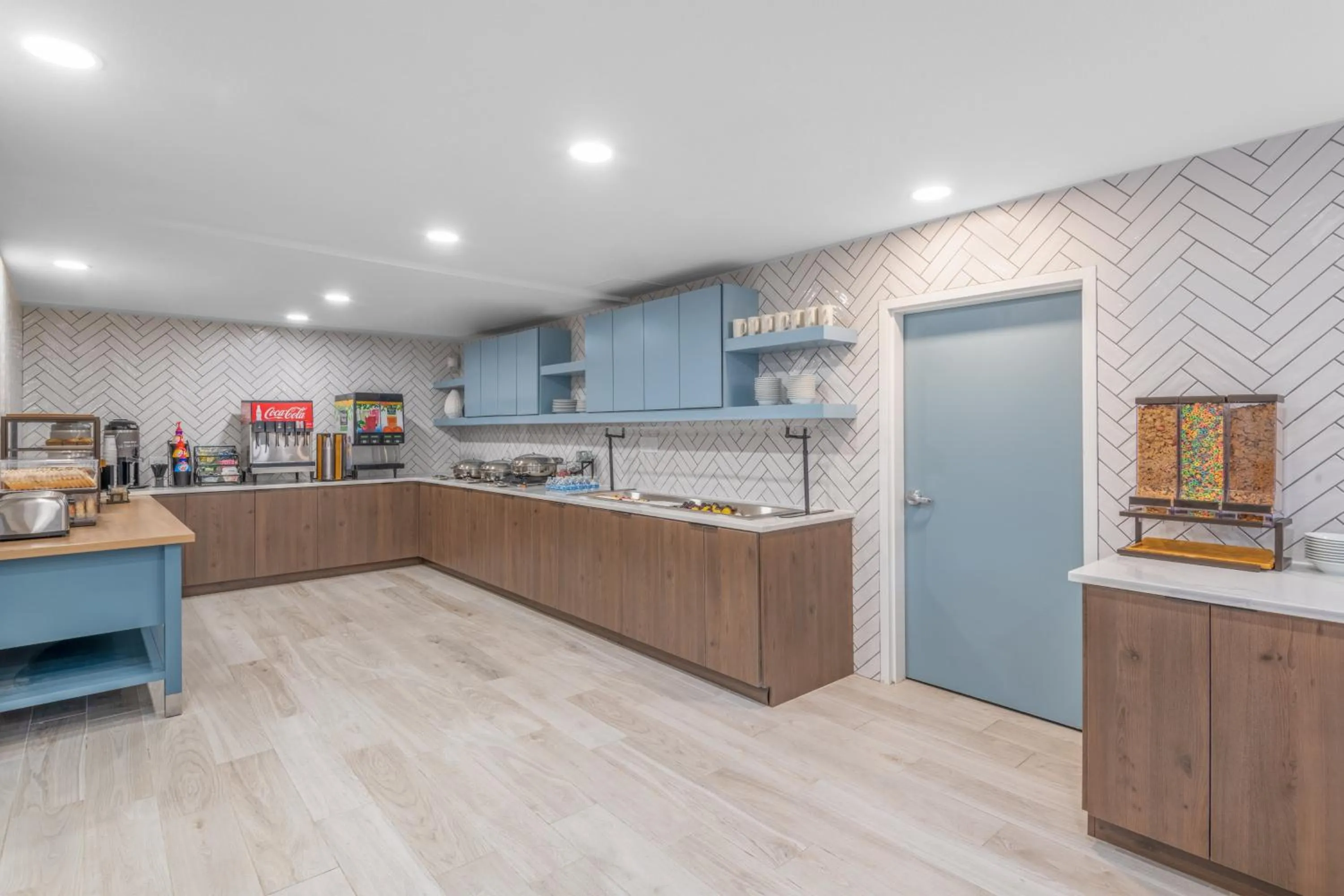 Restaurant/places to eat in Staybridge Suites Phoenix Glendale Sports Dist by IHG