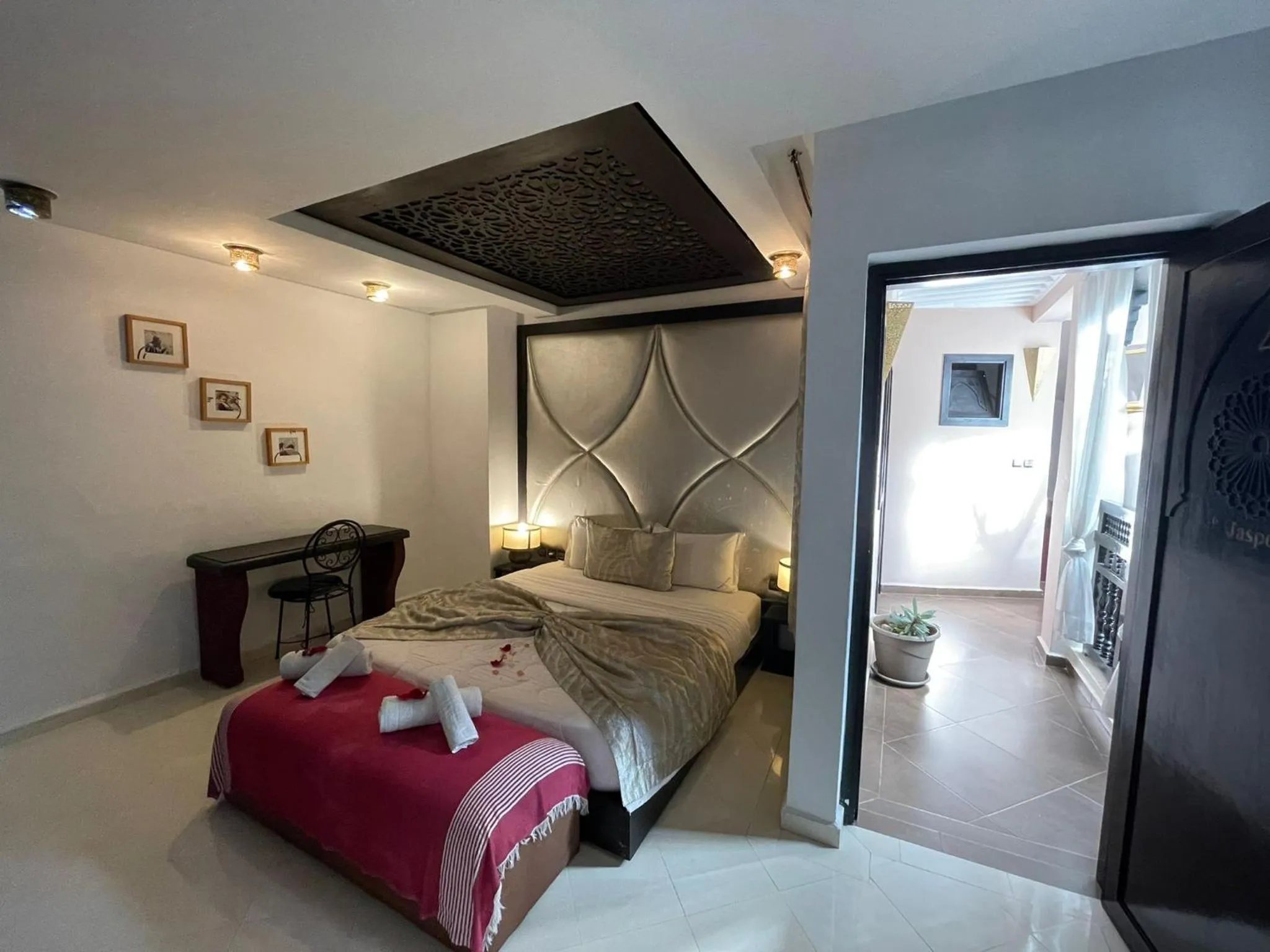 Photo of the whole room, Bed in Riad 7 Pierres